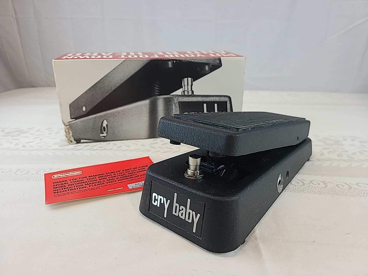 Dunlop GCB95 The Original Cry Baby Wah Guitar Effects Pedal - W Box