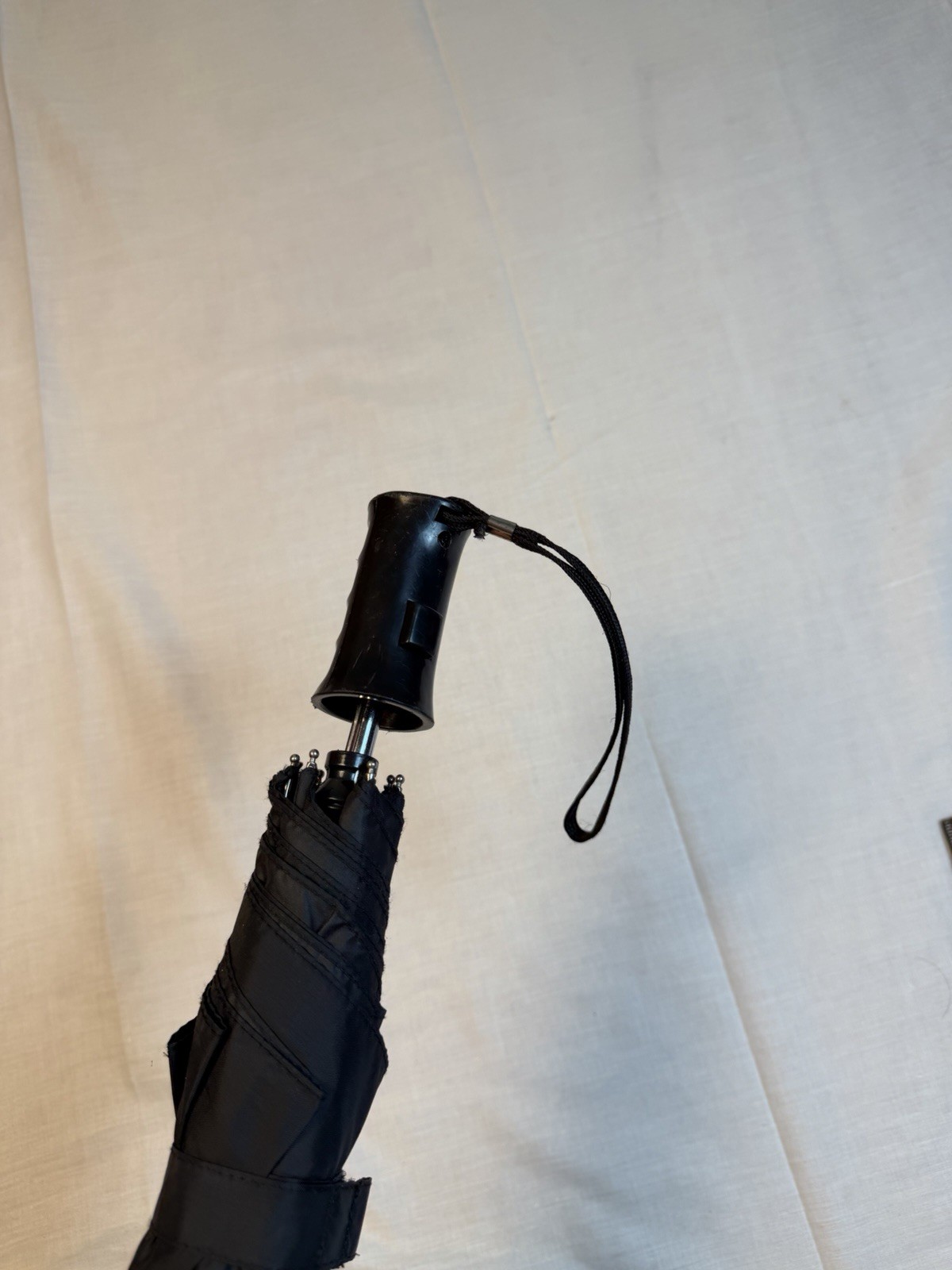 Black Solid Compact/Folding Umbrella for Unisex, 12 in Length