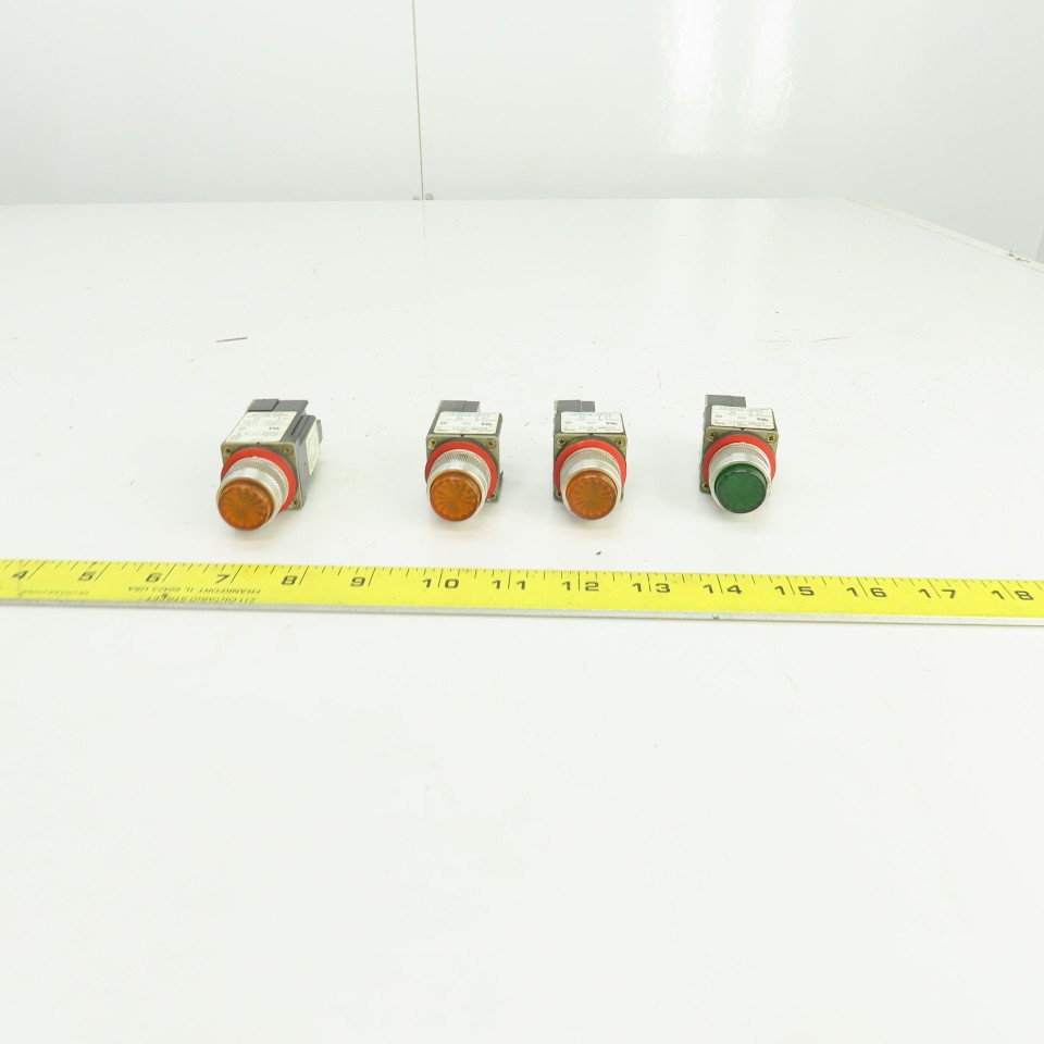 Allen Bradley 800MR-QT24 /800MRPT16 Lighted Green/Orange Push Button 24VDC Lot/4