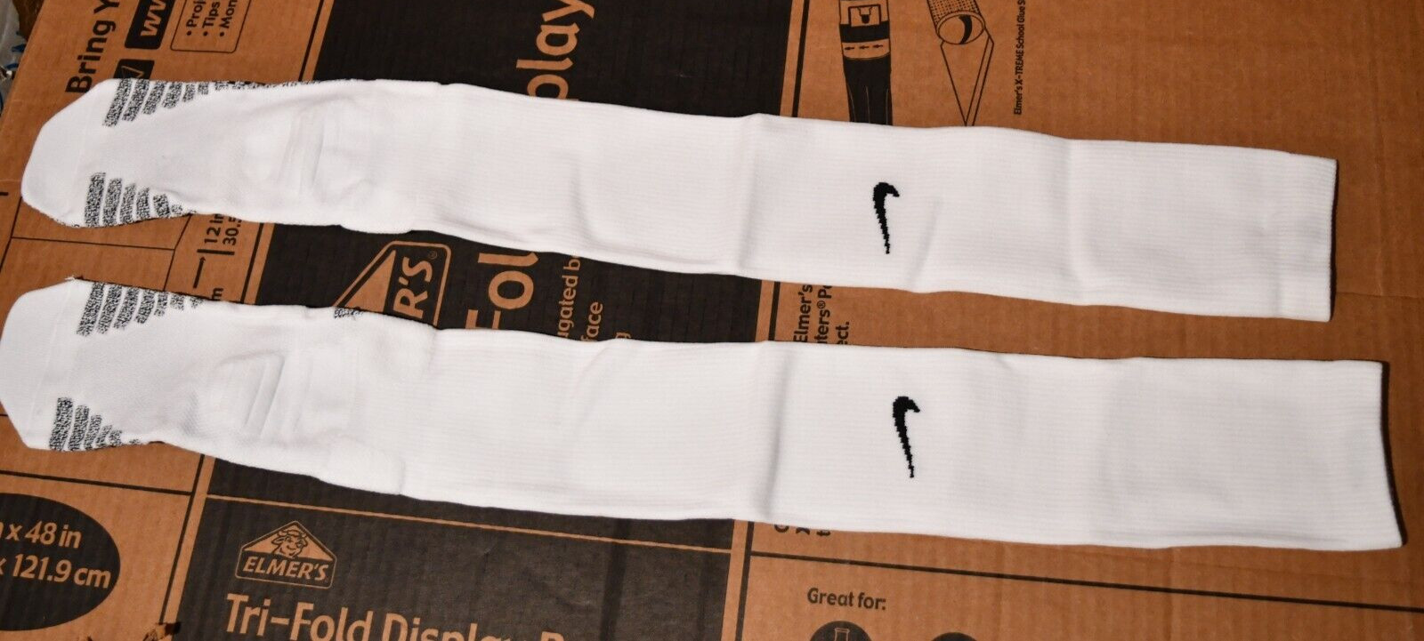 NIKE White Elite Compression Long Grip Socks Men's Sz XL -2XL NWOT PSK022-101