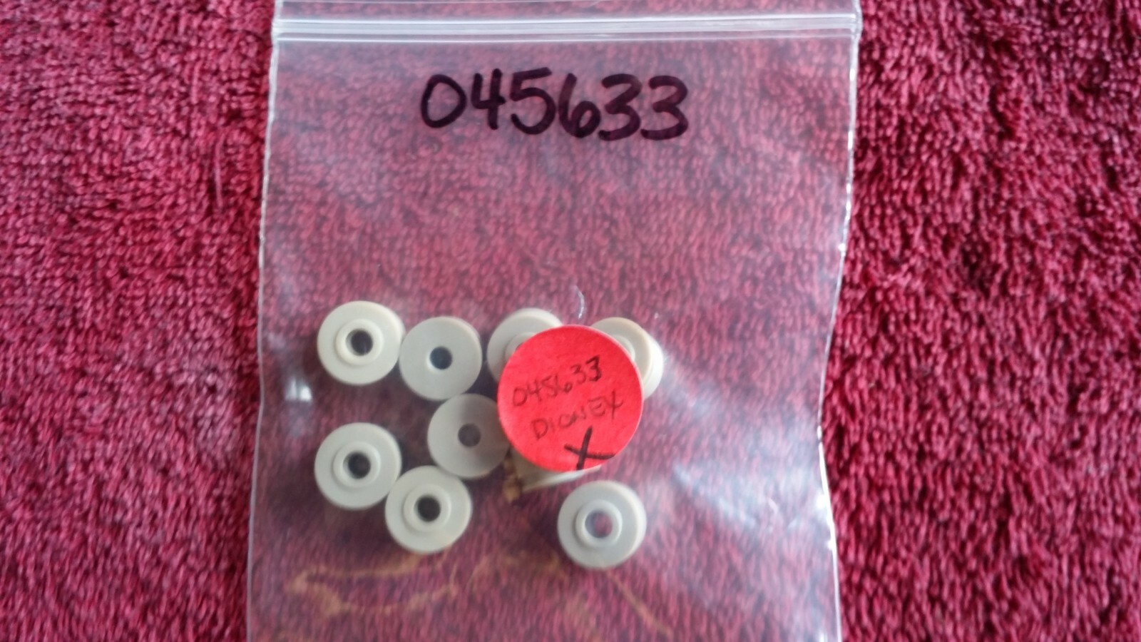 AGILENT 45633 PISTON GUIDE BEIGE, EACH PIECE