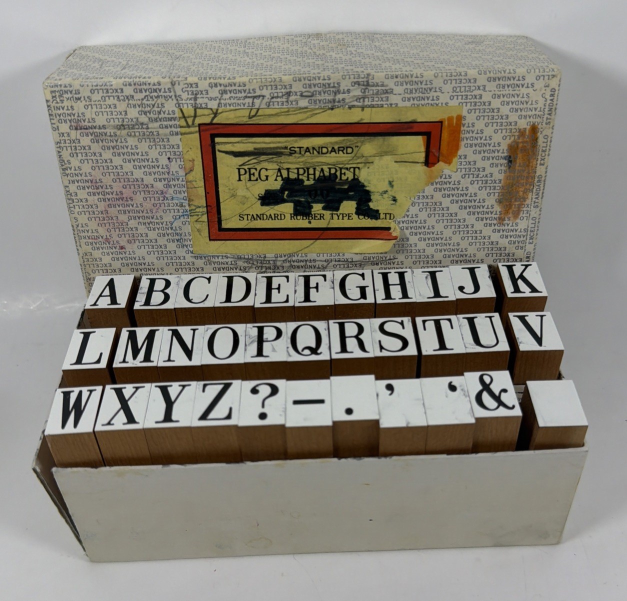 Vintage Standard  Peg Alphabet Stamps - Size 00 - Used