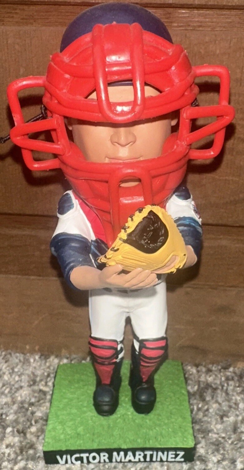 CLEVELAND INDIANS VICTOR MARTINEZ TIME WARNER BOBBLEHEAD WITH BOX 2009 SGA