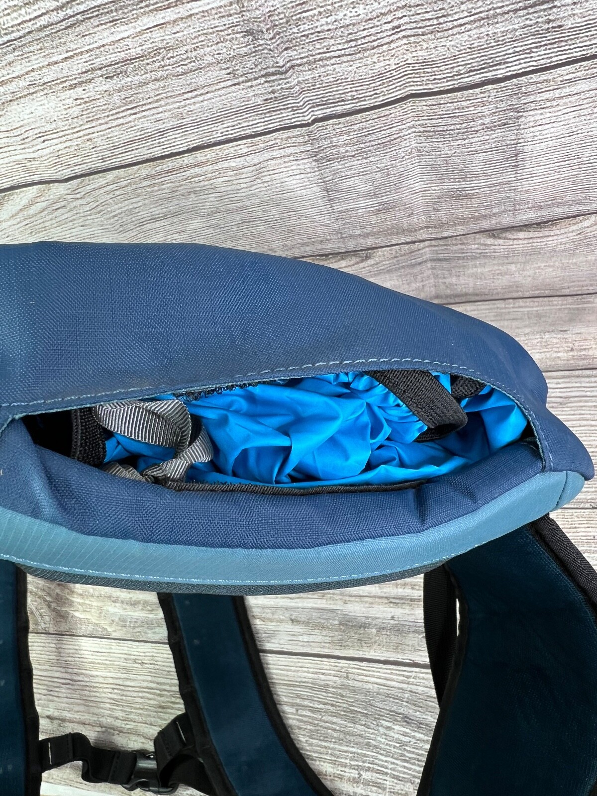 Patagonia Altvia BackPack 22L Abalone Blue SAMPLE RARE