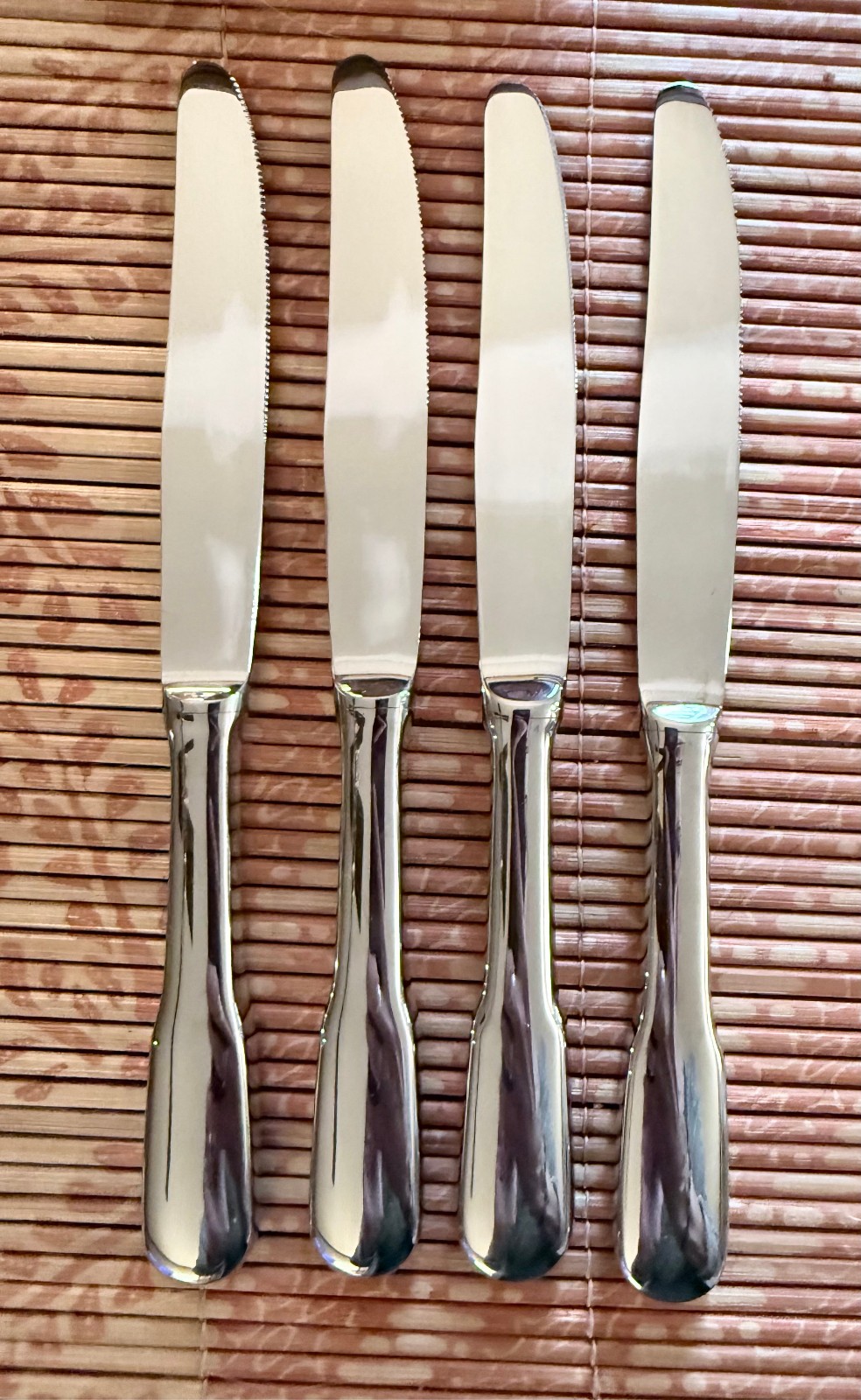 Williams-Sonoma BASTILLE 4 Dinner Knife  9 7/8" 18/10 Stainless Flatware France