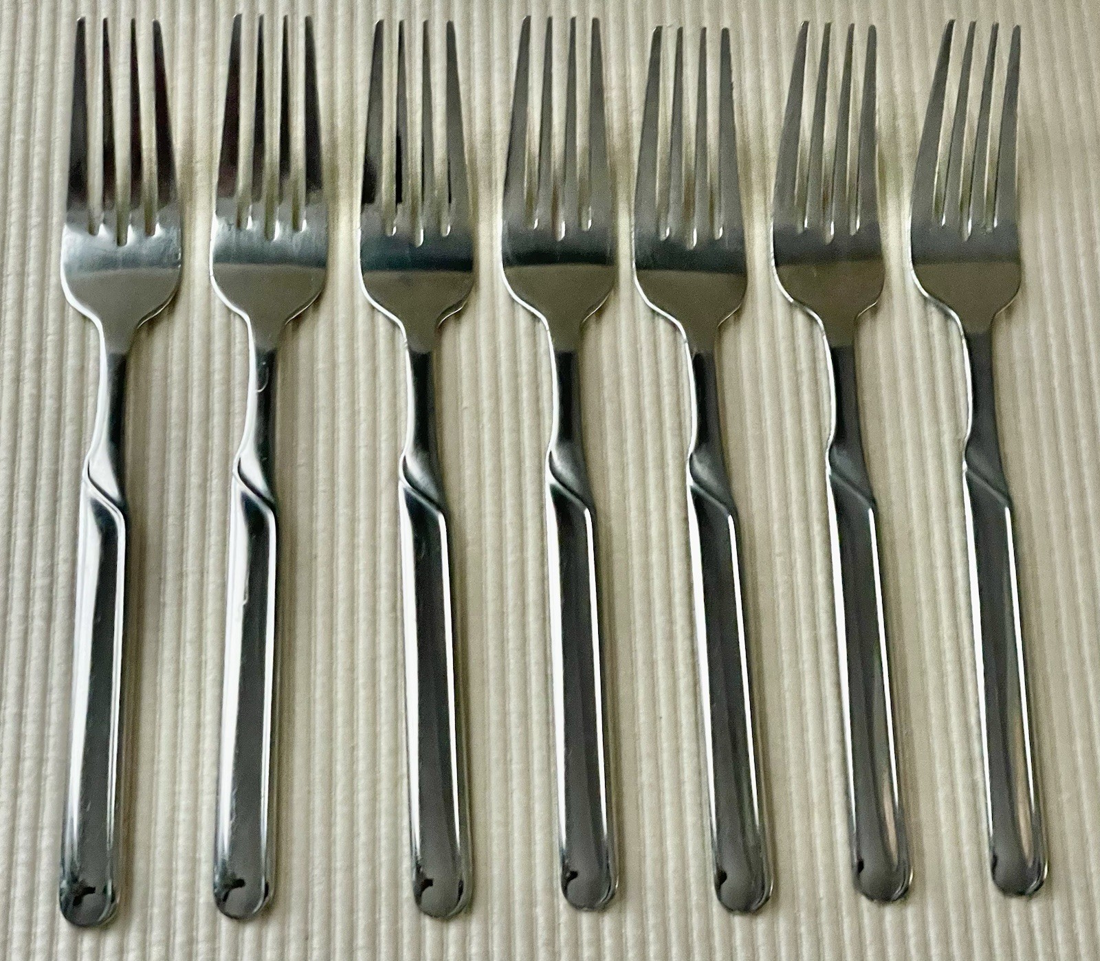 Set of 7 Cambridge Stainless Flatware PAIGE 7 3/4" Dinner Forks