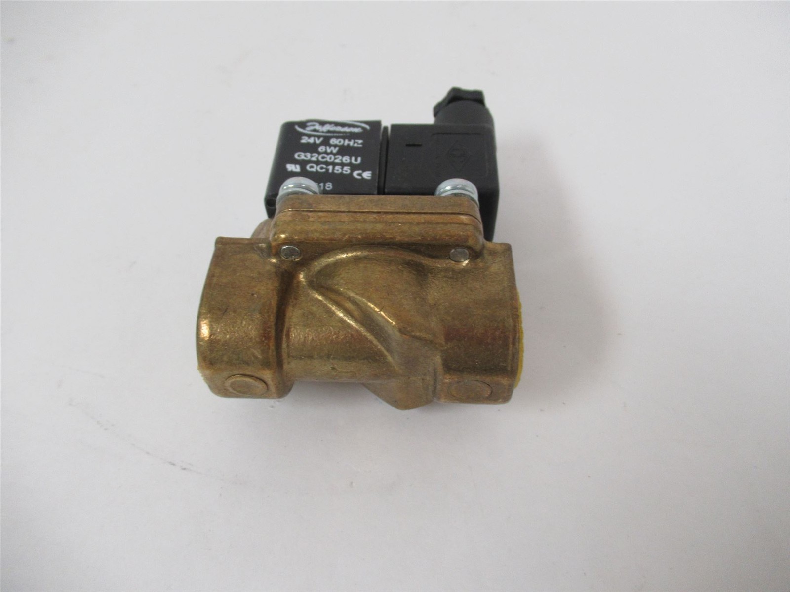 251021 New In Box; Jefferson 2036BA04T Solenoid Valve 2Ways N.Closed 1/2" NPT