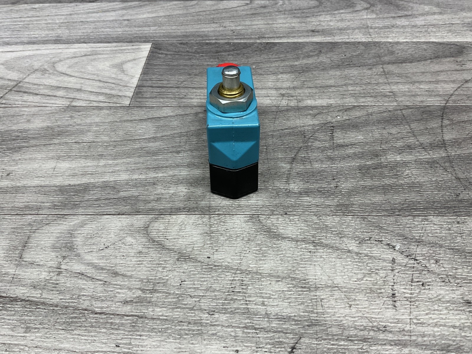 MICRO SWITCH IEC 60947-5-1 #301M111