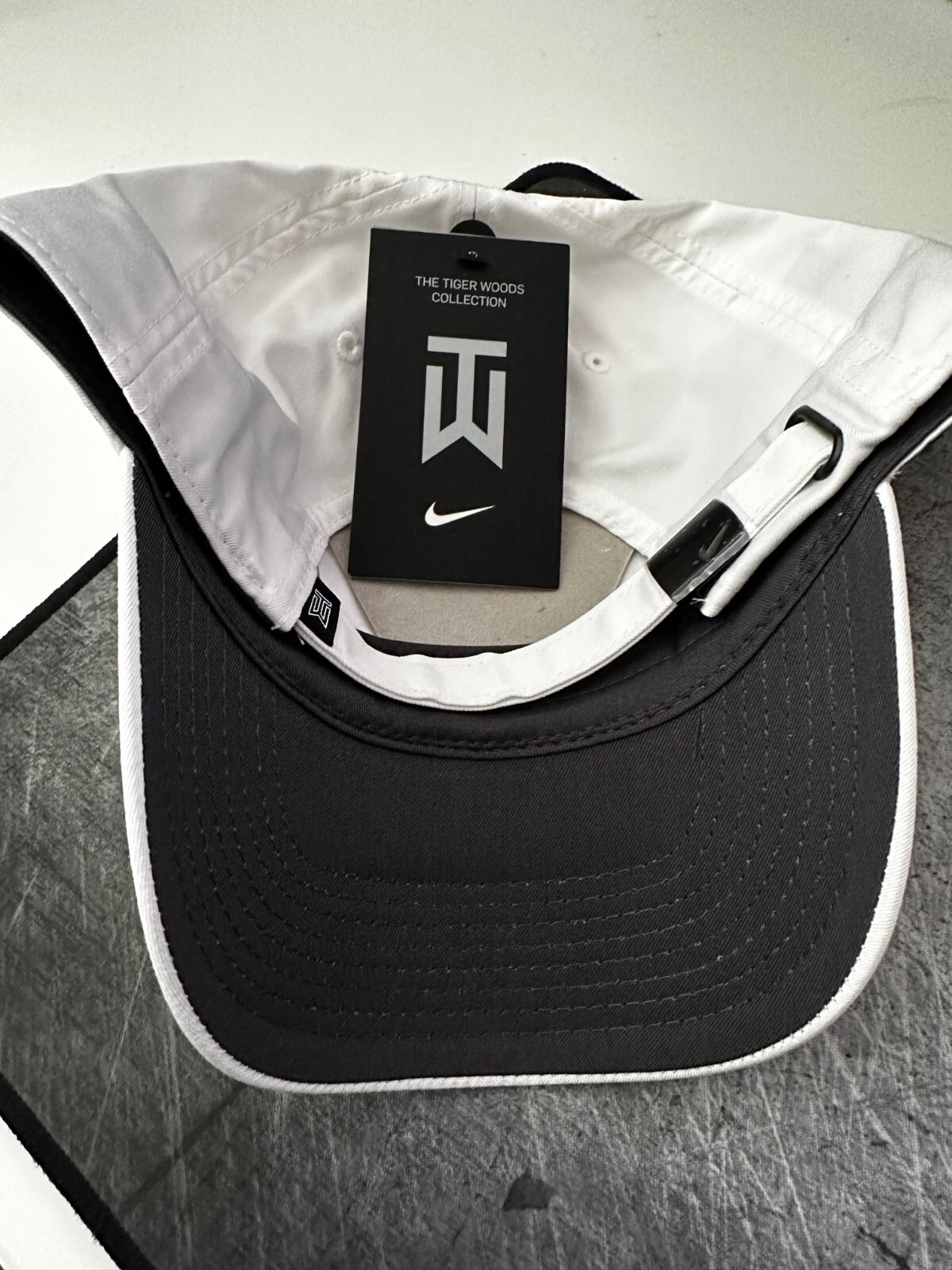 Nike Tiger Woods Frank White Golf Cap Hat NWT 100% Authentic New FREE SHIP