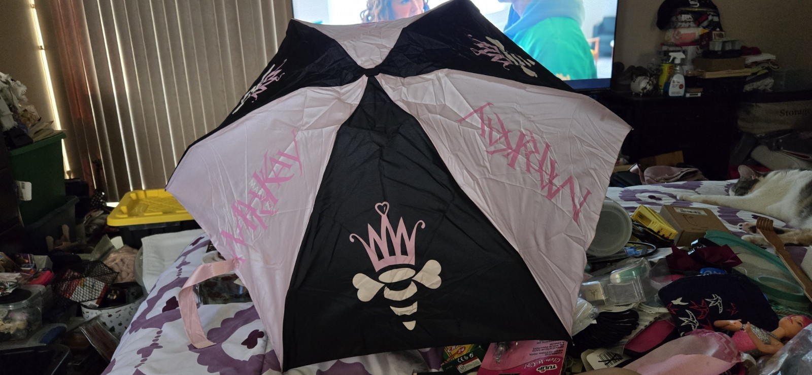Vintage Mary Kay Umbrella Tote Bees B14