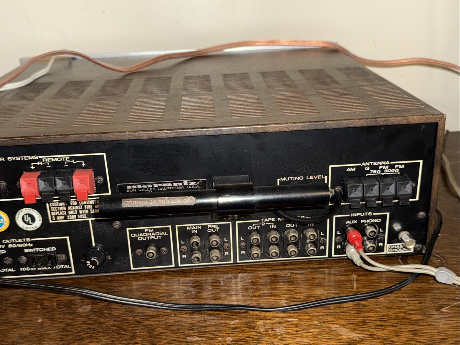 Vintage Marantz 2250 Stereo Receiver -Working, Solid and Clean