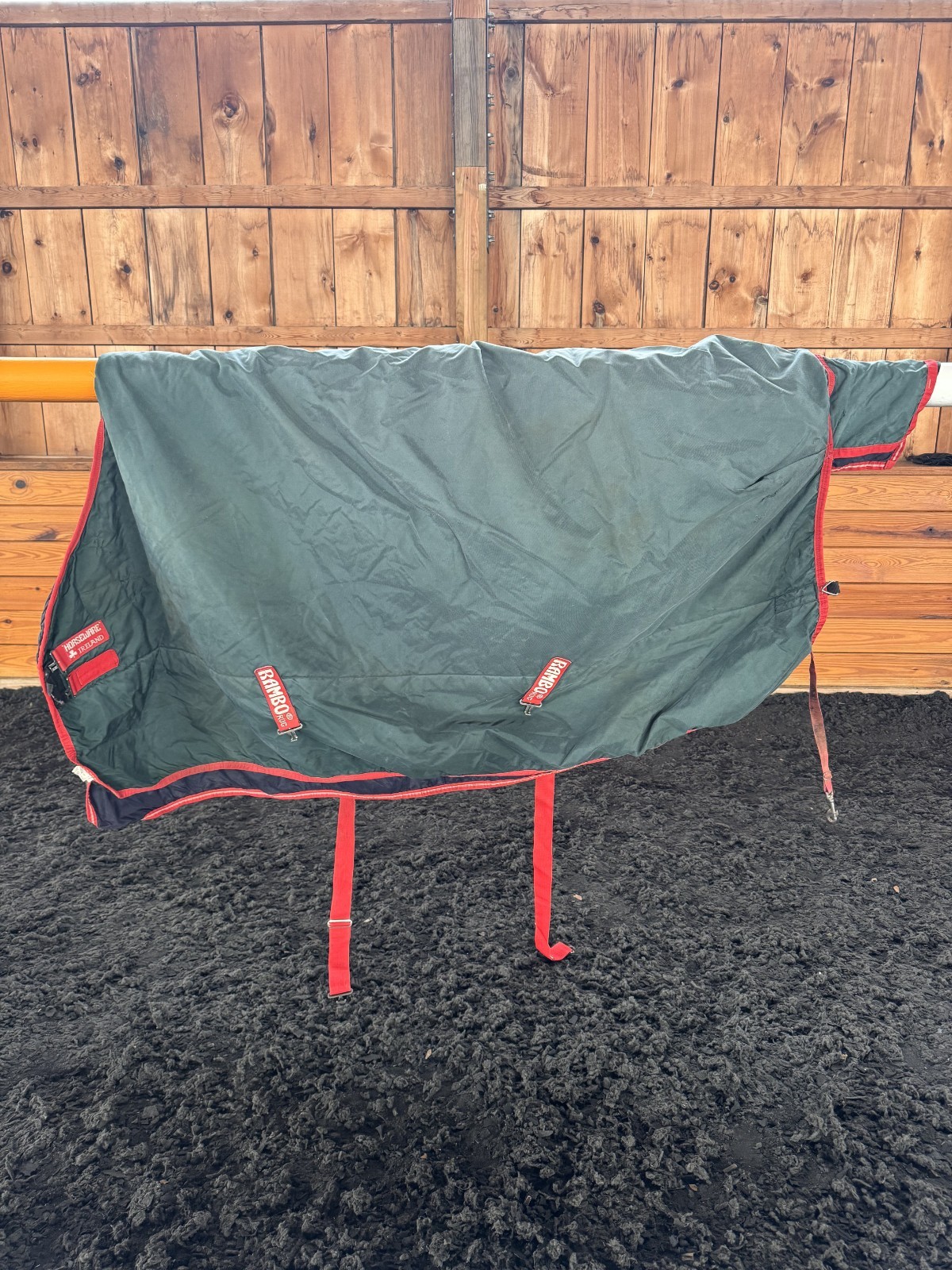Rambo Original Turnout Blanket (400g Heavy) 78”  --  Free Shipping