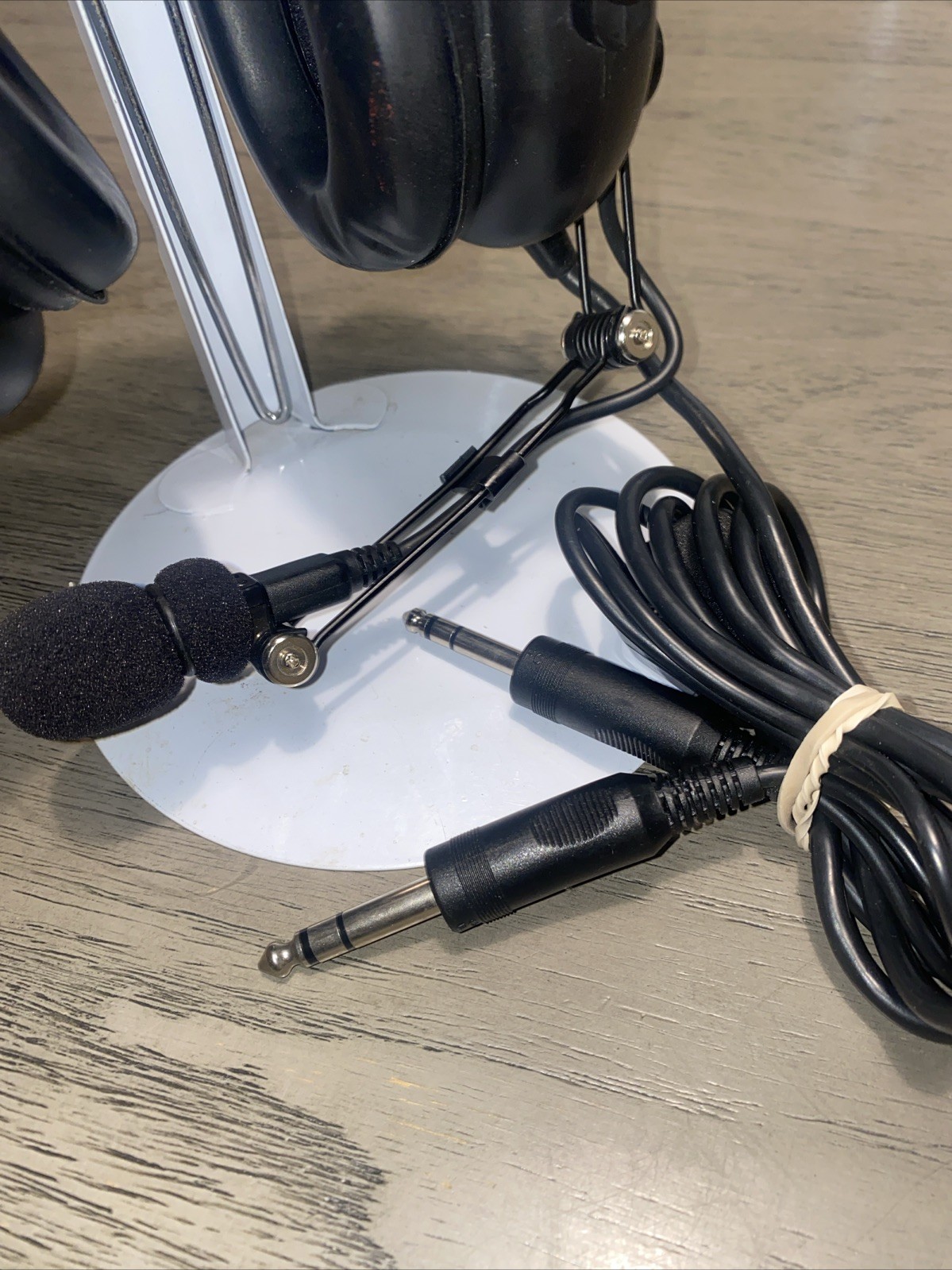 Flightcom Aviation Headset with Mic Untested As Is Very Good Conditon