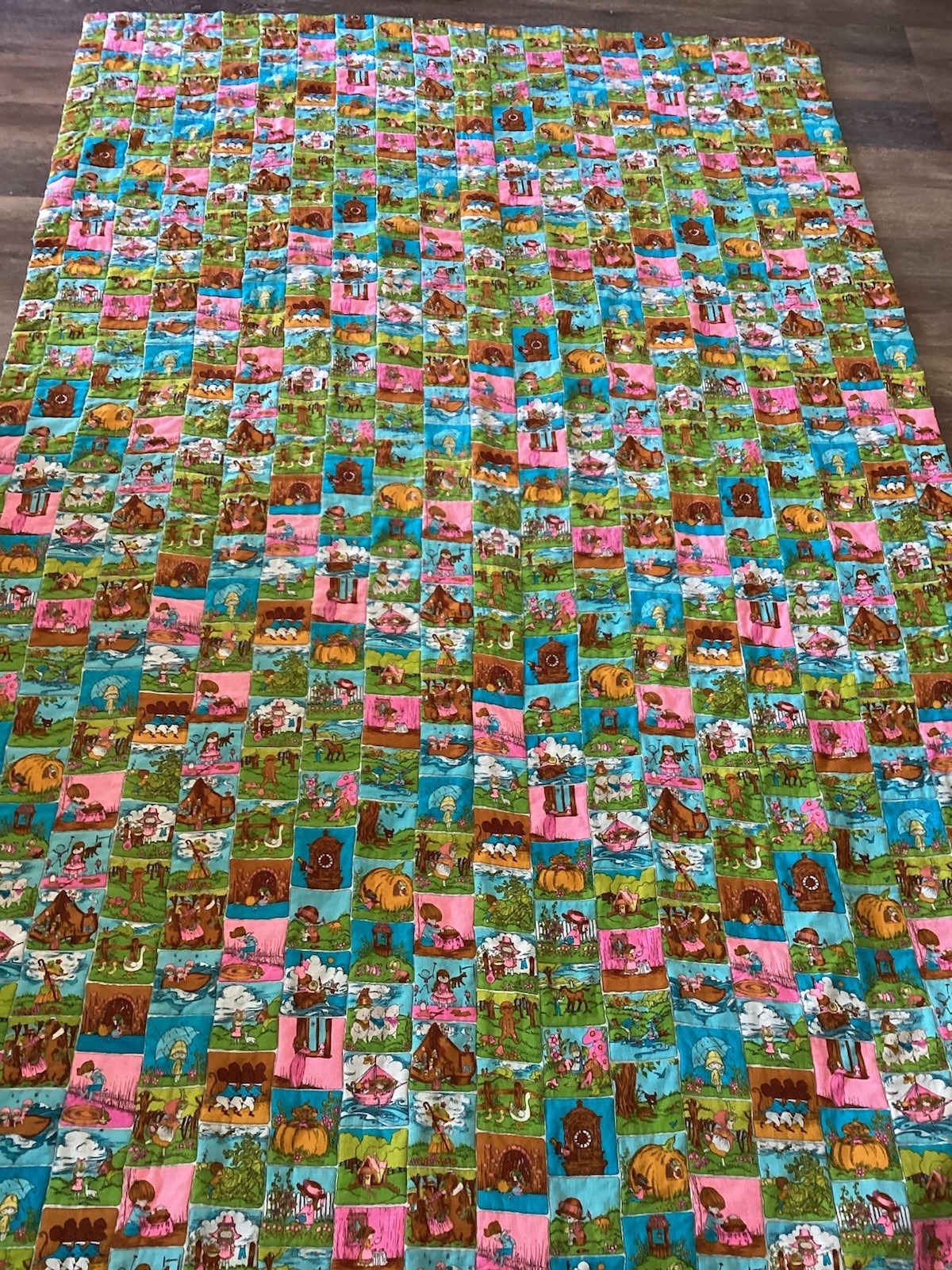 Vintage Beautiful Bedding, Curtains/ Childs Fabric THC Hawaiian Textile