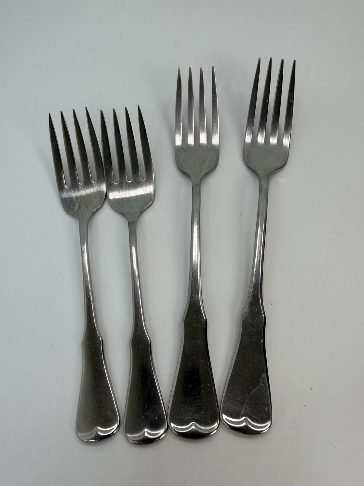 Oneida Patrick Henry Stainless Dinner & Salad Forks Lot Of 4 Replacements