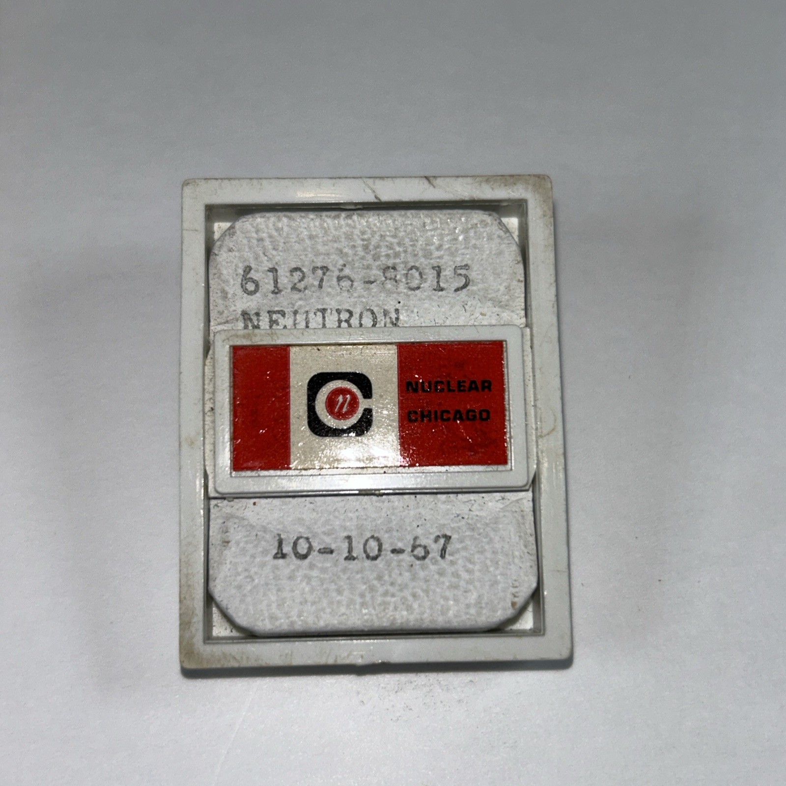 NUCLEAR CHICAGO DOSIMETER RADIATION BADGE 10-10-67 RETROFUTURISM MID CENTURY