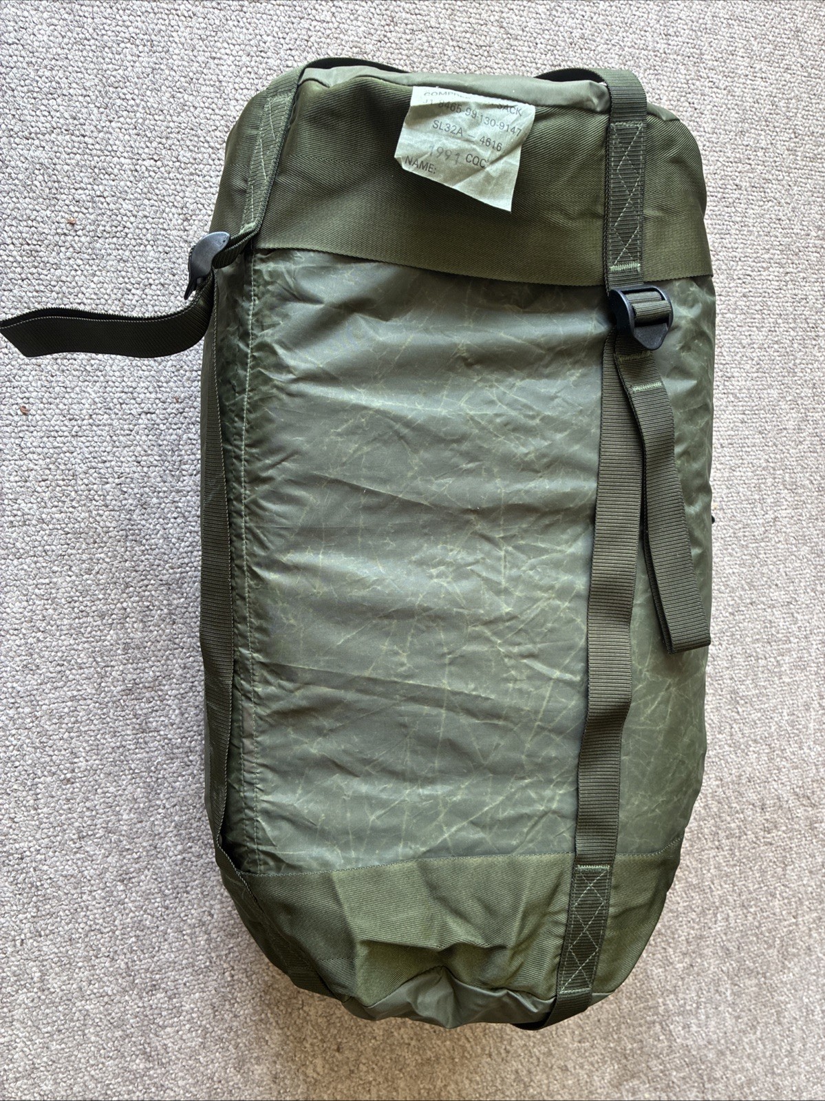 Good Used British Army Compression Sack For GS & Arctic Sleeping Bags Green