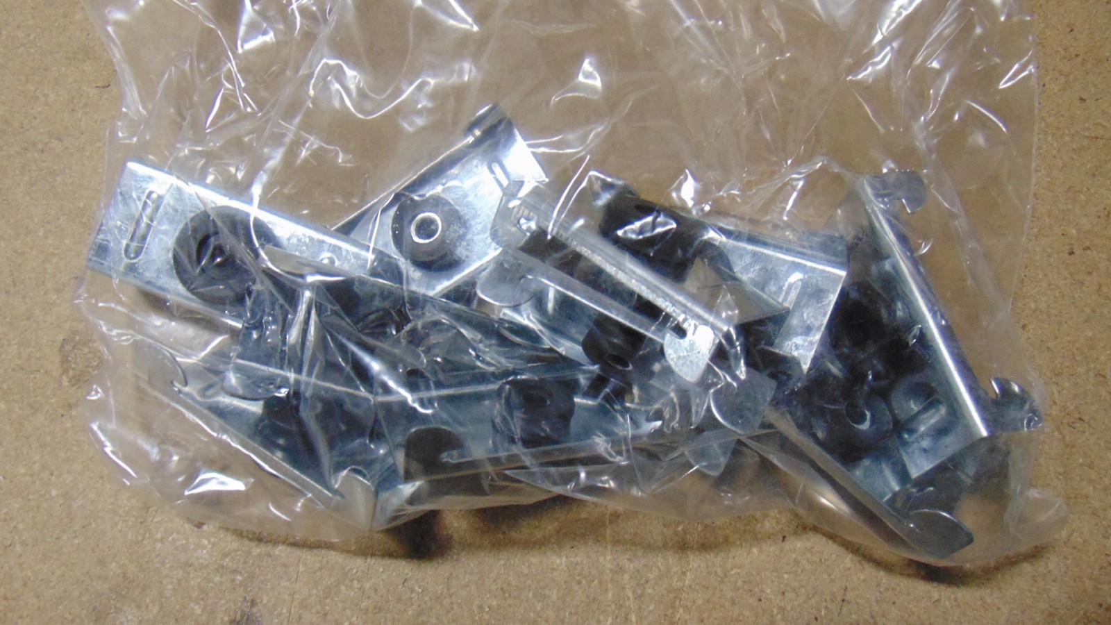 Resilient Sound Isolation Clips 200 Pack - Vibration Soundproofing - BULK PRICE