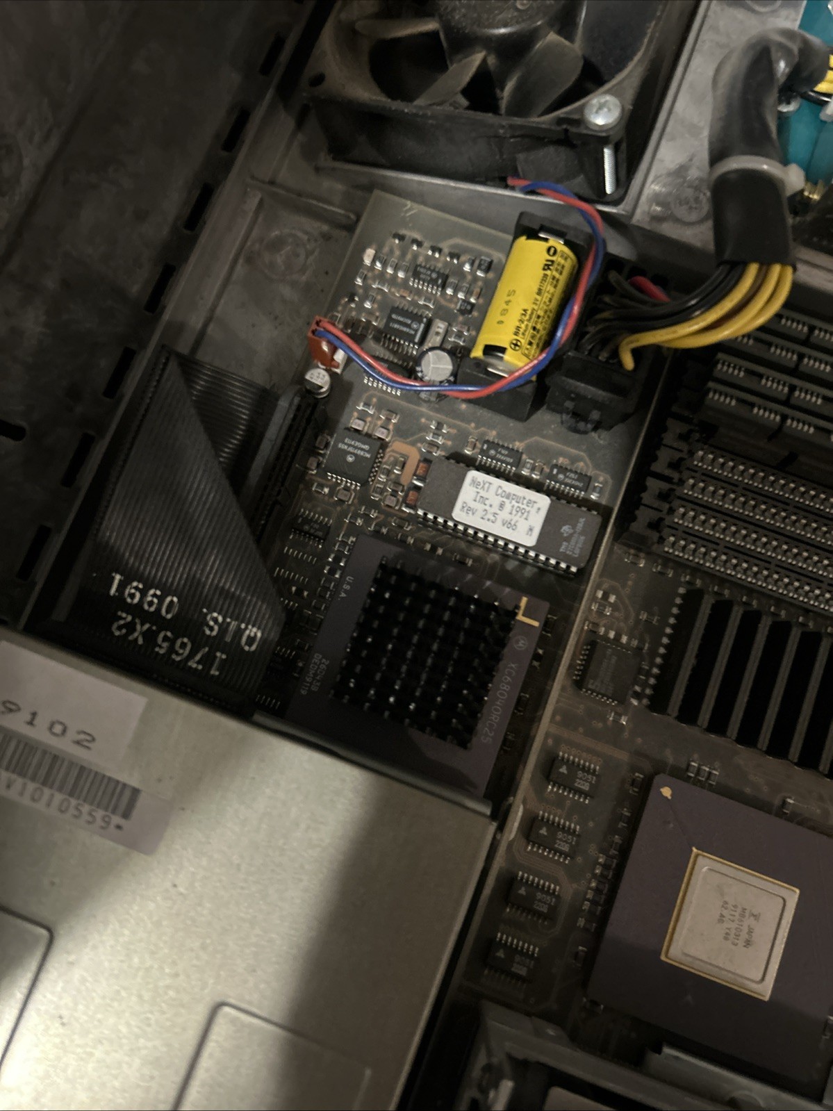 NeXT Computer NeXTstation Mono Model N1100 - Incomplete Powers Up - As Is Read