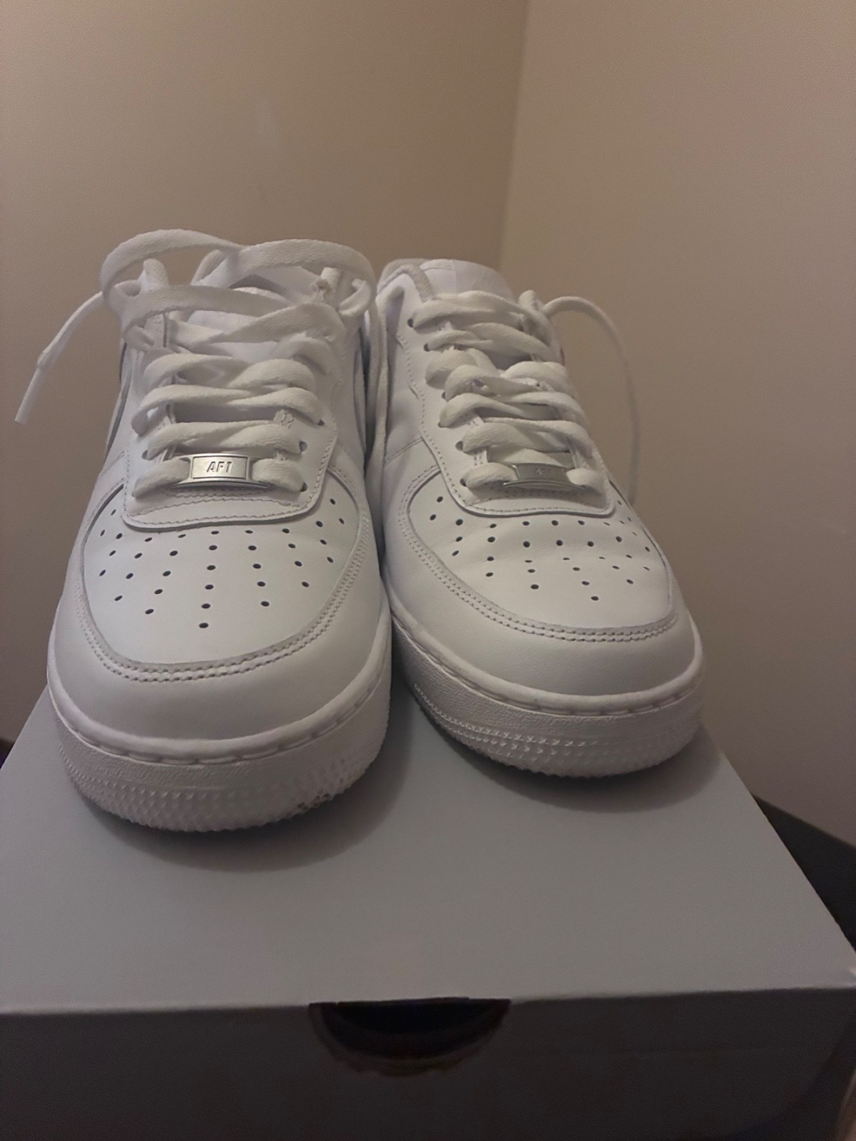 Size 8 - Nike Air Force 1 White