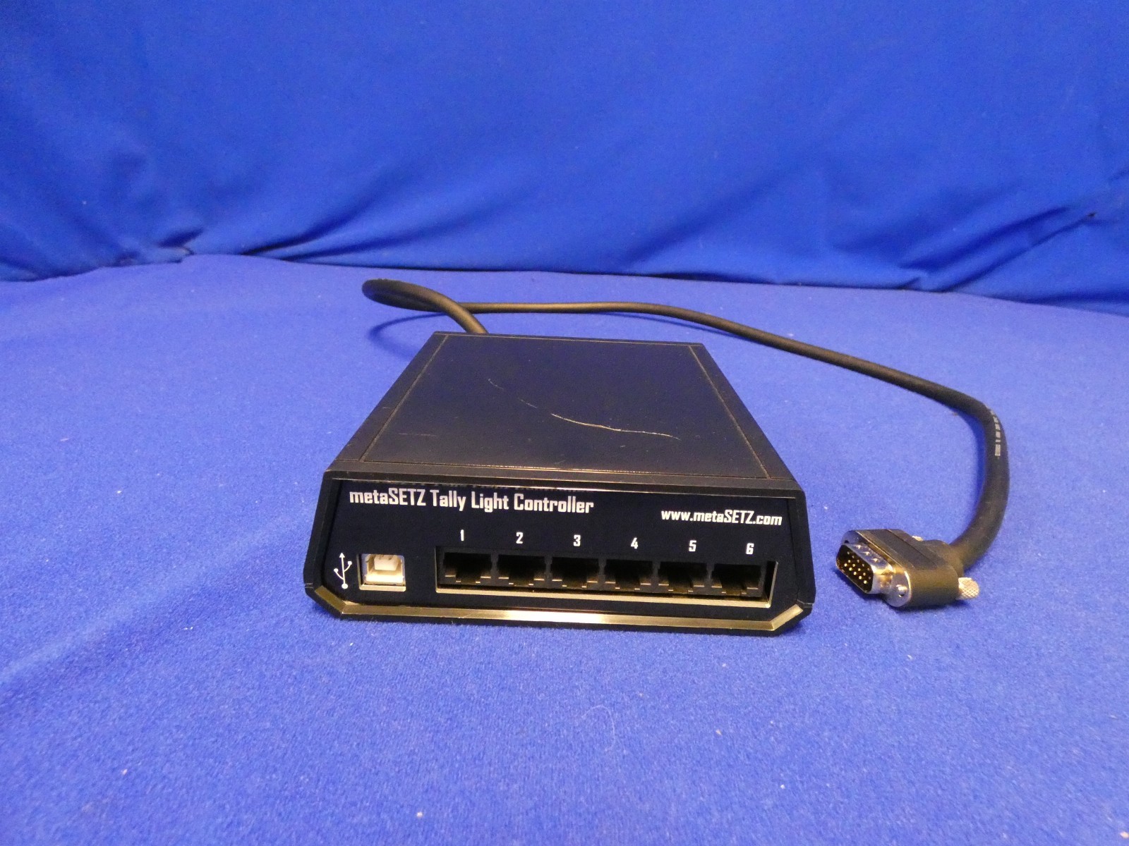 metaSETZ TLC-8D 8-Output Tally Light Controller w/Cable for Tricaster 450, 850