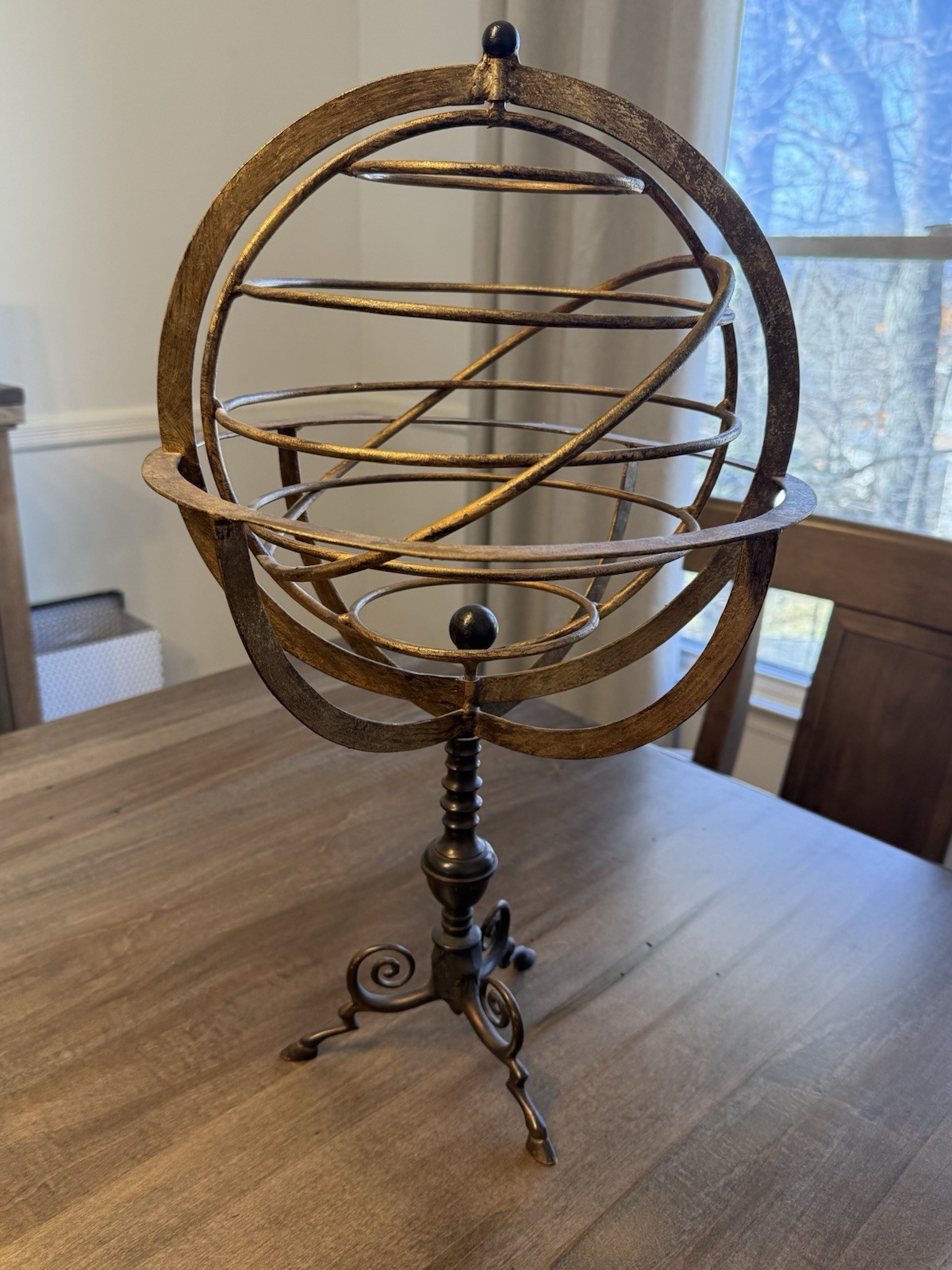 Metal/Brass Spinning Sphere Table Accent/Centerpiece