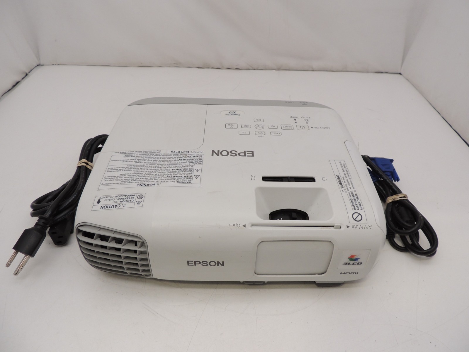 Epson PowerLite X17 3LCD 2700 Lumens HDMI VGA USB Home Projector Lamp 650 Hrs