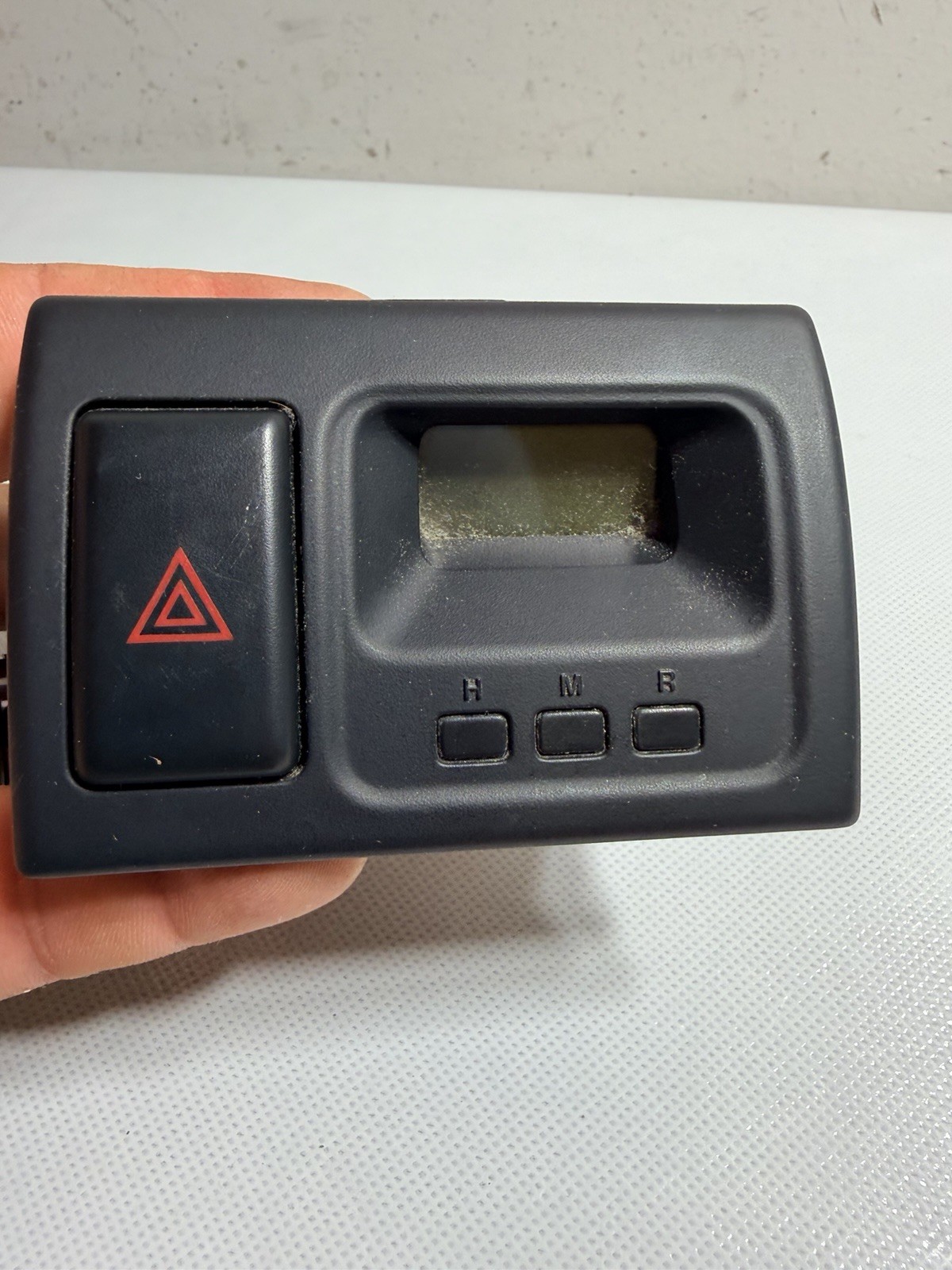 98-02 Honda Accord Center Dash Clock W/Hazard Switch Board Digital Button OEM 33