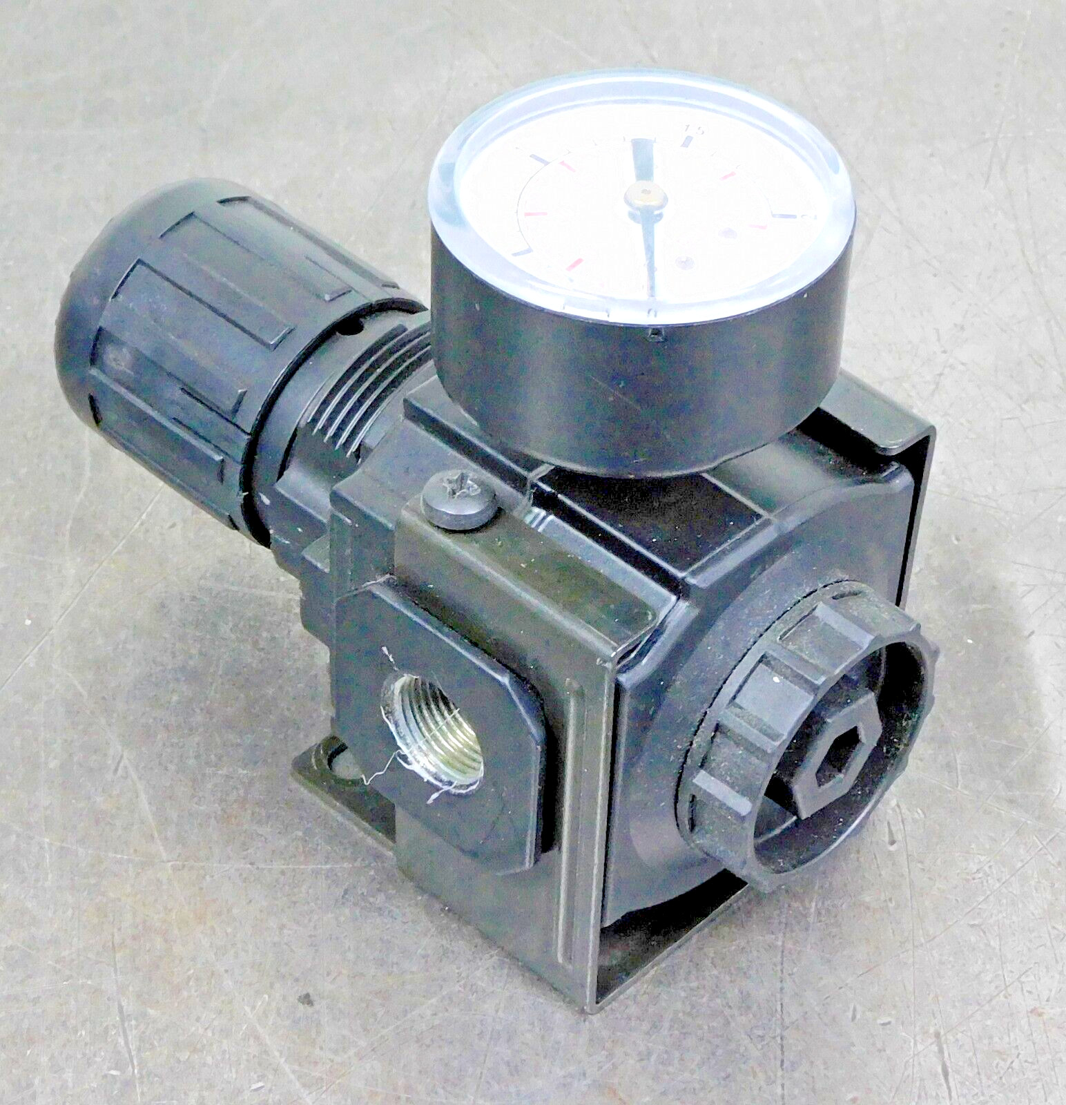 Norgren R73G-3GK-NFN Pneumatic Pressure Regulator 3/8" NPT 300 psig 20 bar 175°F