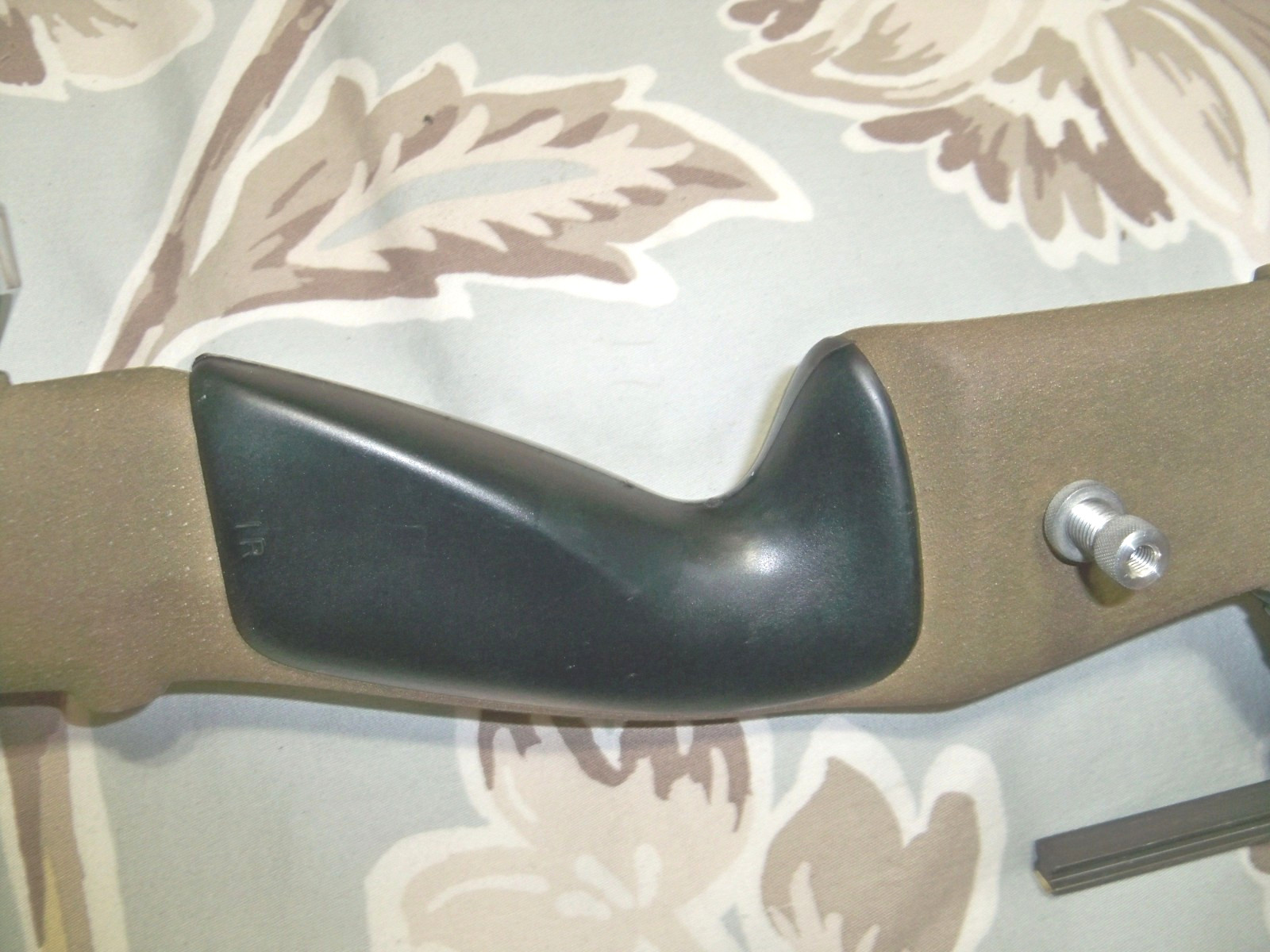 Fred Bear Vintage Take-Down Recurve Bow 3-2894 1970s + Many Extras – EXCELLENT