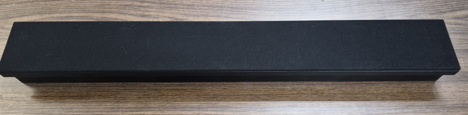 Leon Hz33LX Custom Soundbar, 38.5" long - Preowned/Working
