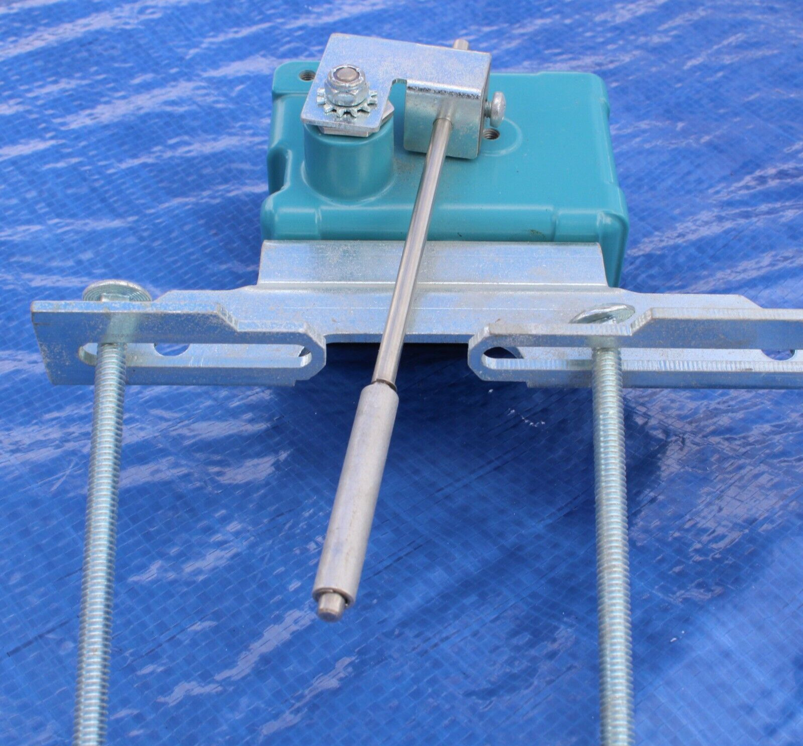 System Sensor OSYEXP Supervisory Explosion Proof Tamper Switch Gate Valve
