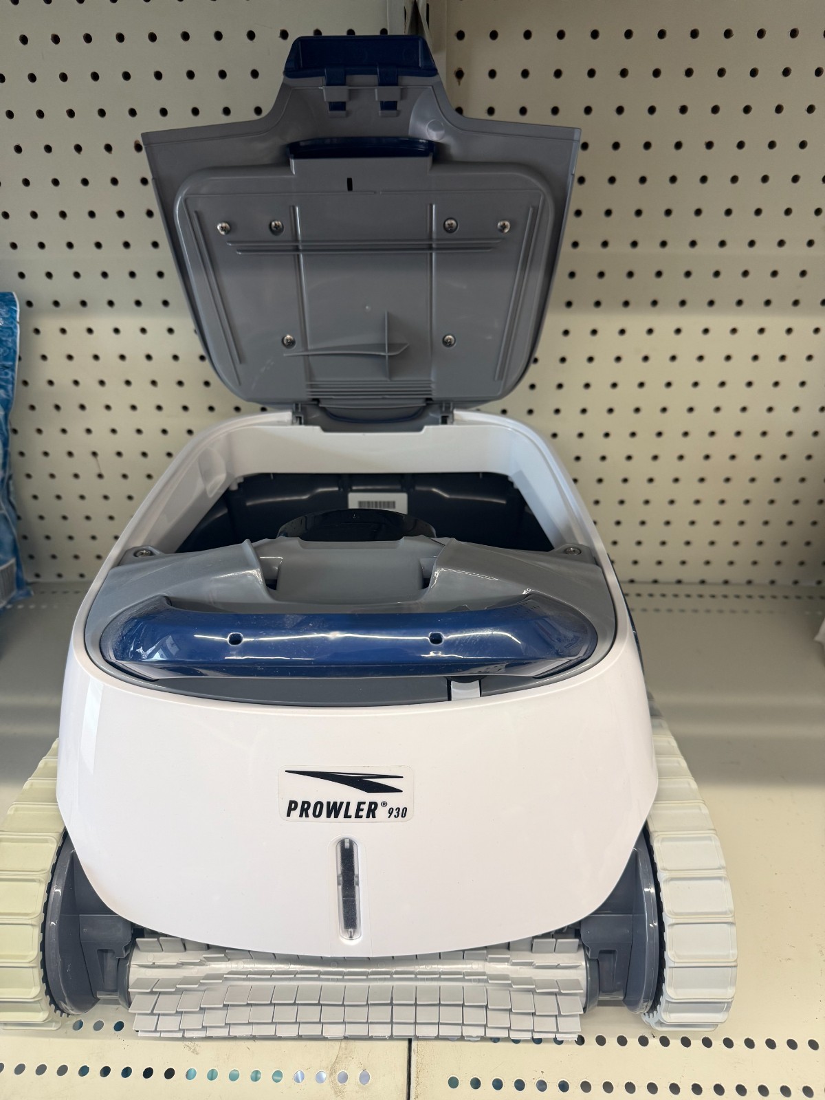 PENTAIR / DOLPHIN  PROWLER 930 POOL CLEANER BODY, PARTS ONLY ( NO MOTORS )