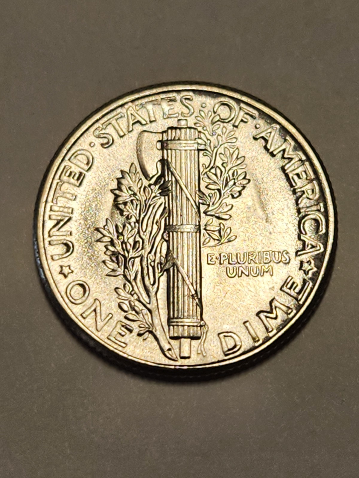 1944 UNC+++ Full Split Bands Mercury Dime Rare Blast White