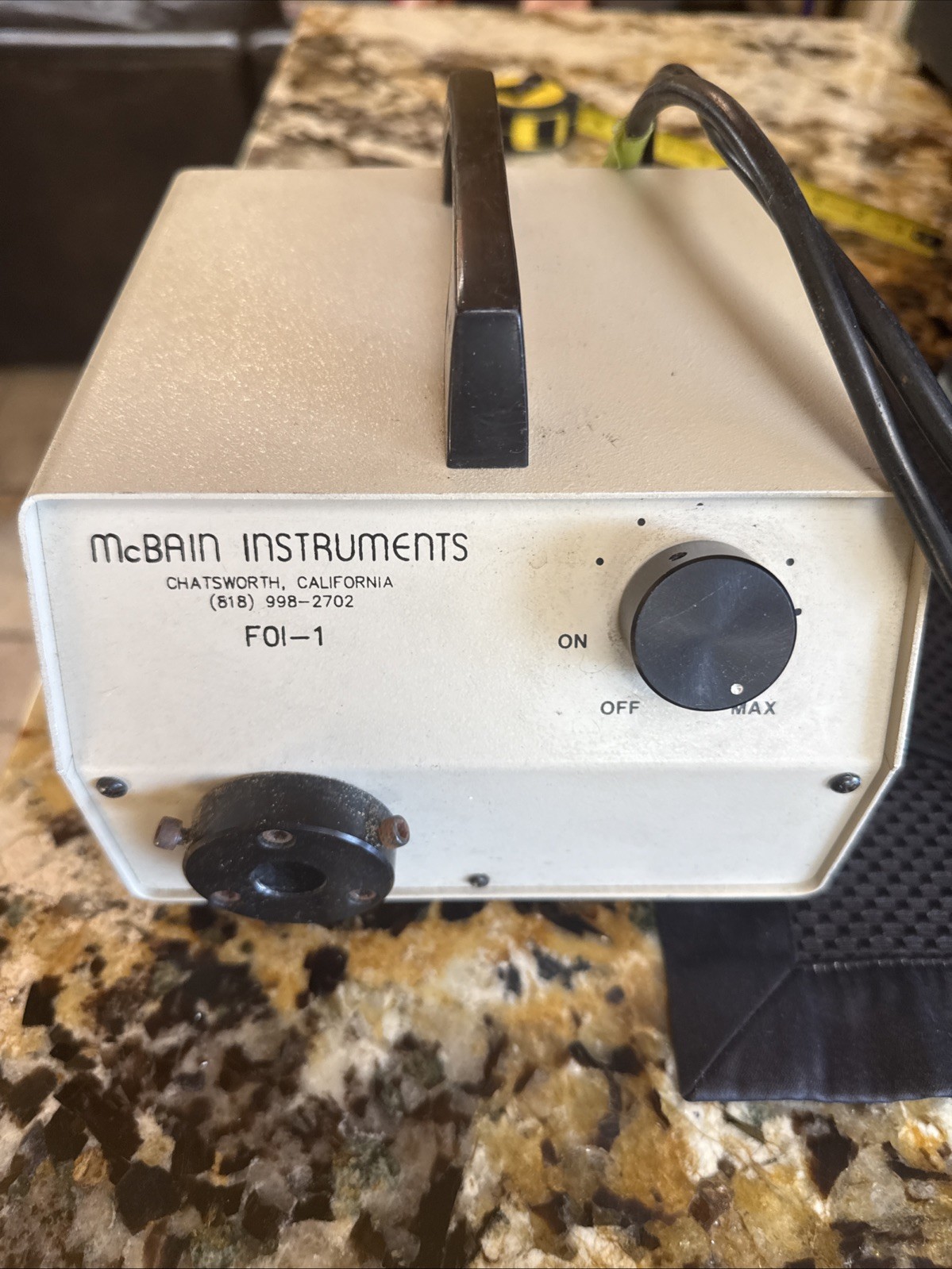 McBain Instruments FOI-1 Dual Fiber Optic Light Source