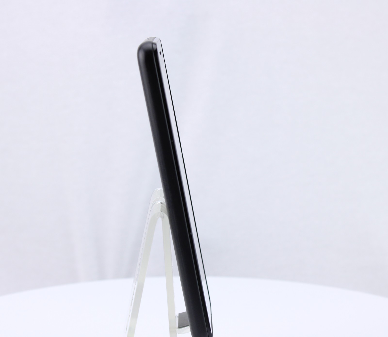 UMX U696CL Black 16GB Assurance Wireless Android Smartphone Fair Shape