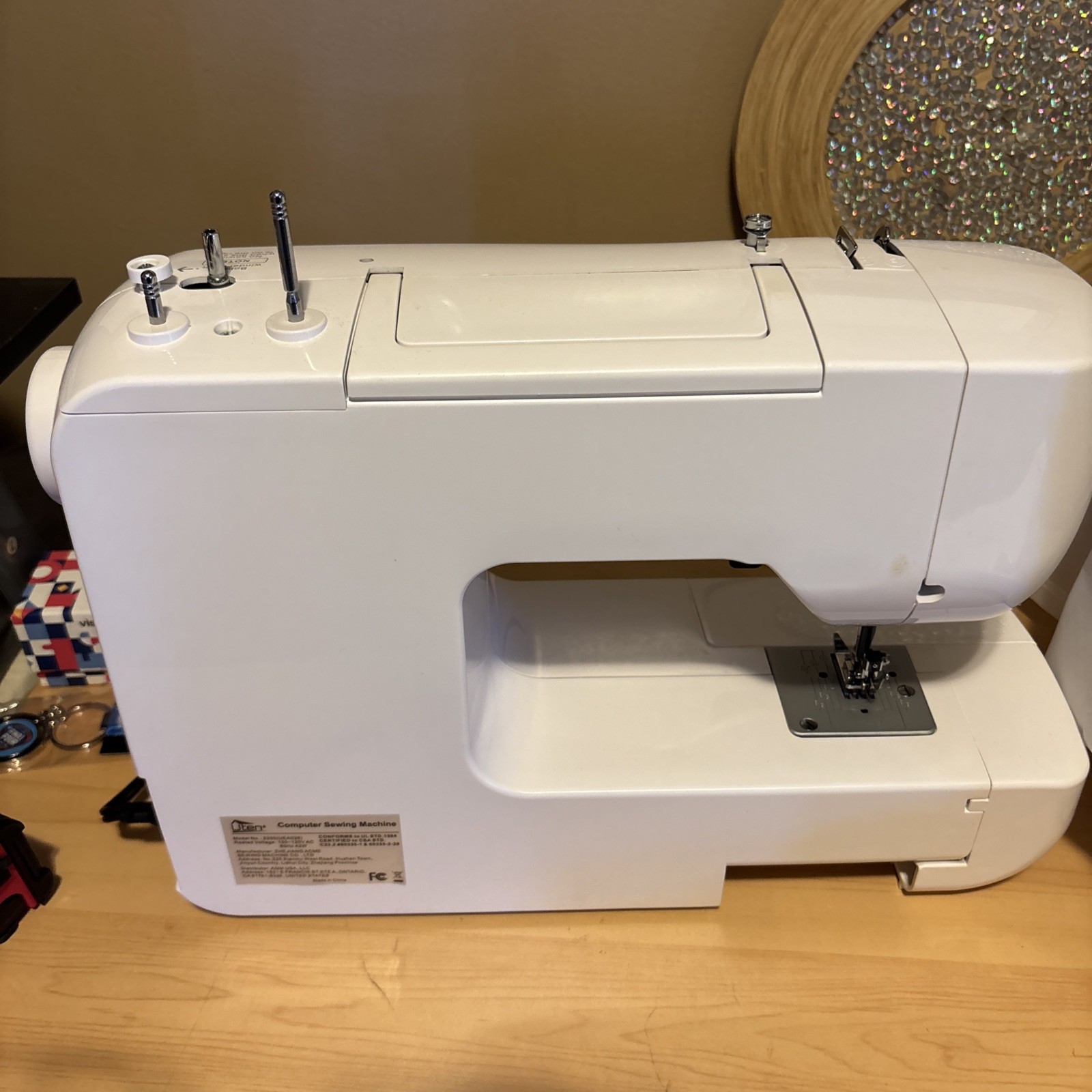 Sewing Machine Computerized Embroidery Sewing Machine with 60 Built-in Stitch