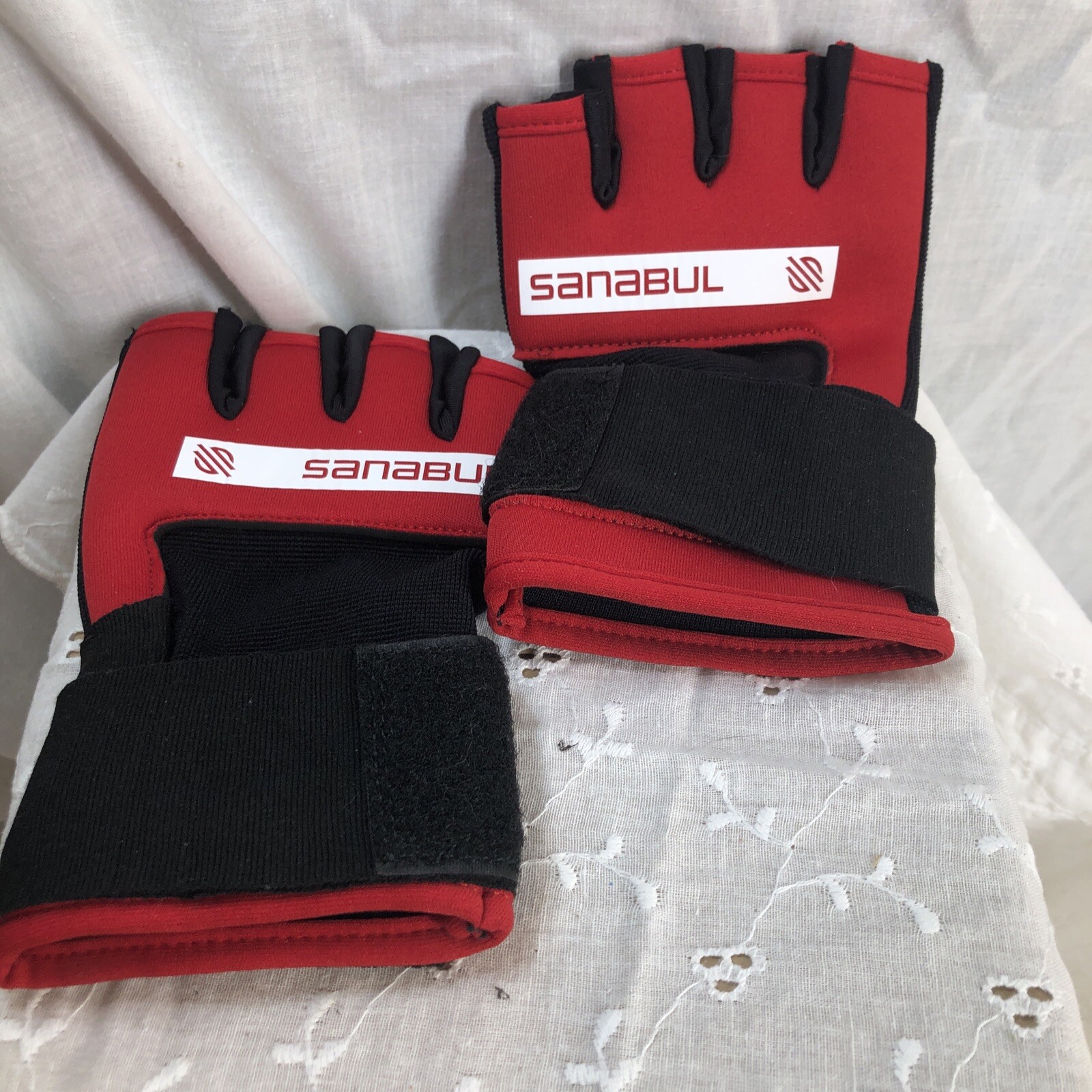 Sanabul Wrist Wrap Grappling Gloves Sparring MMA Boxing Large / XLarge Free Ship