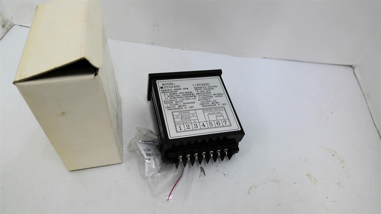 EXTECH DT2240D Tachometer