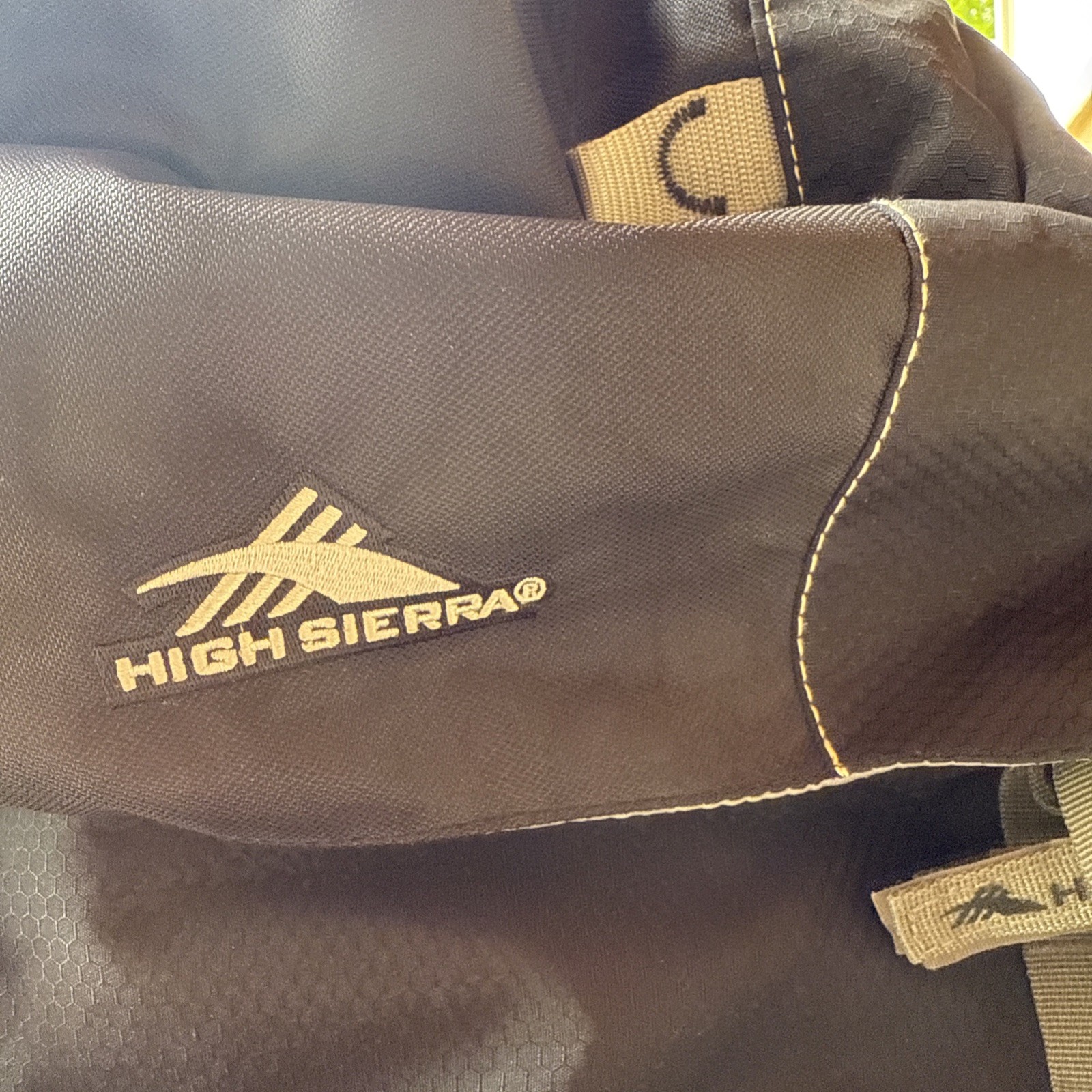 High Sierra Backpack Black Avenger 45 Liter Great Condition