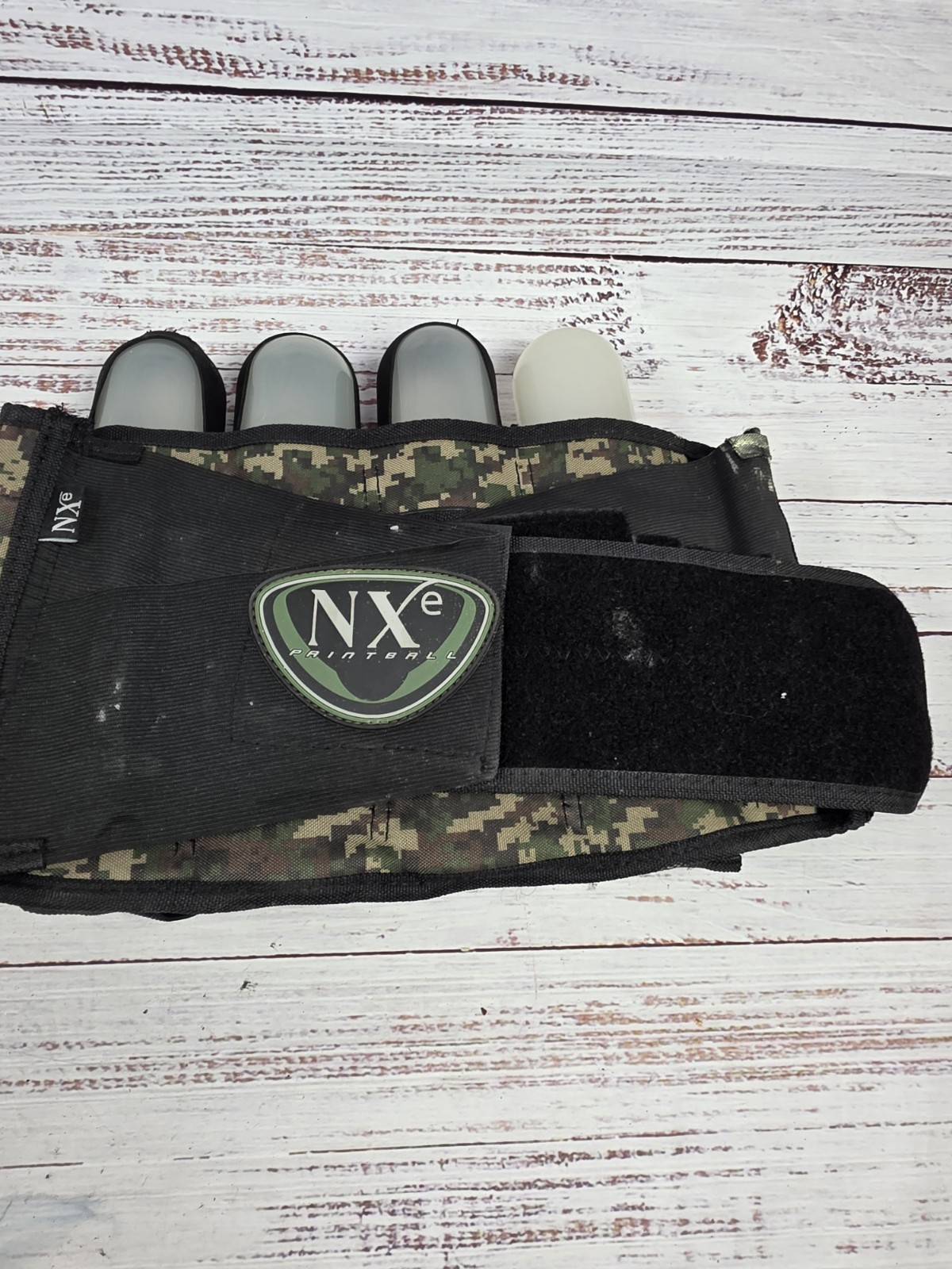 NXe Camoflage Harness Paintball Belt 4 Cannister Pouches With 4 Paintball Cans