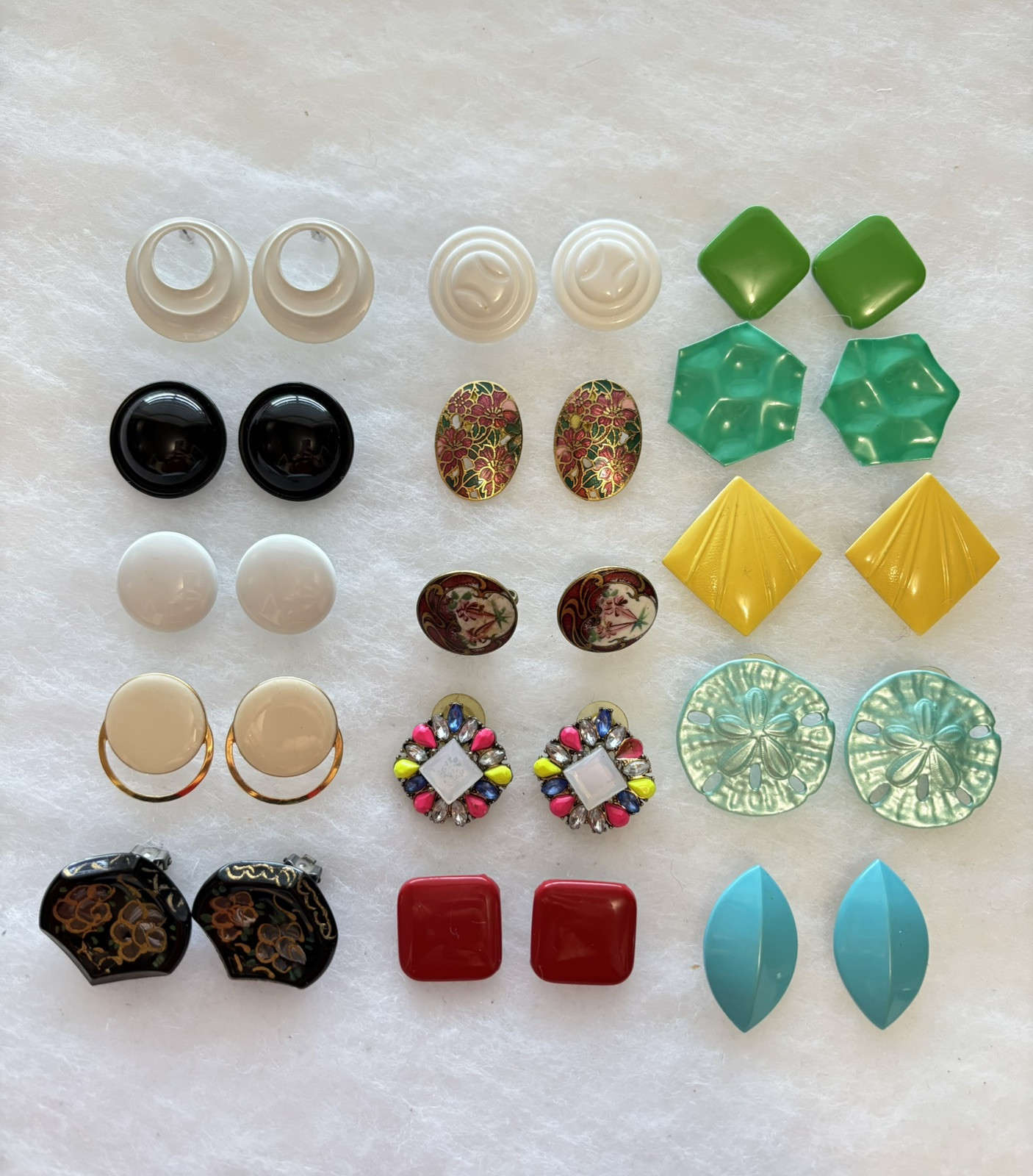Estate Find Assorted Colorful Earring Lot X 15 Pr