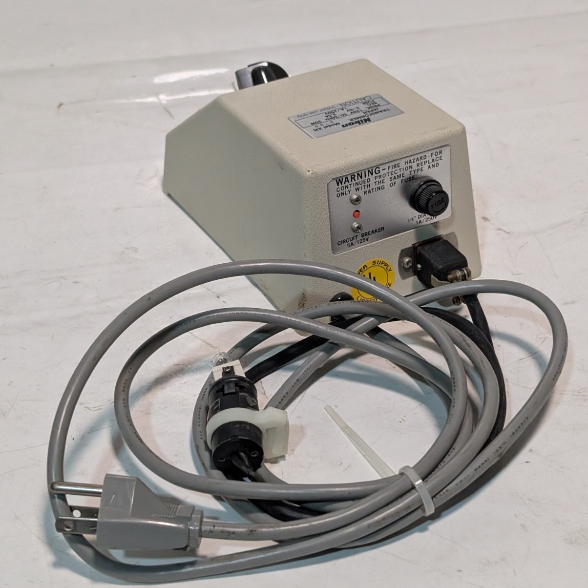 Nikon Model XN Microscope Control Transformer 120VAC 50Hz/60Hz 30W