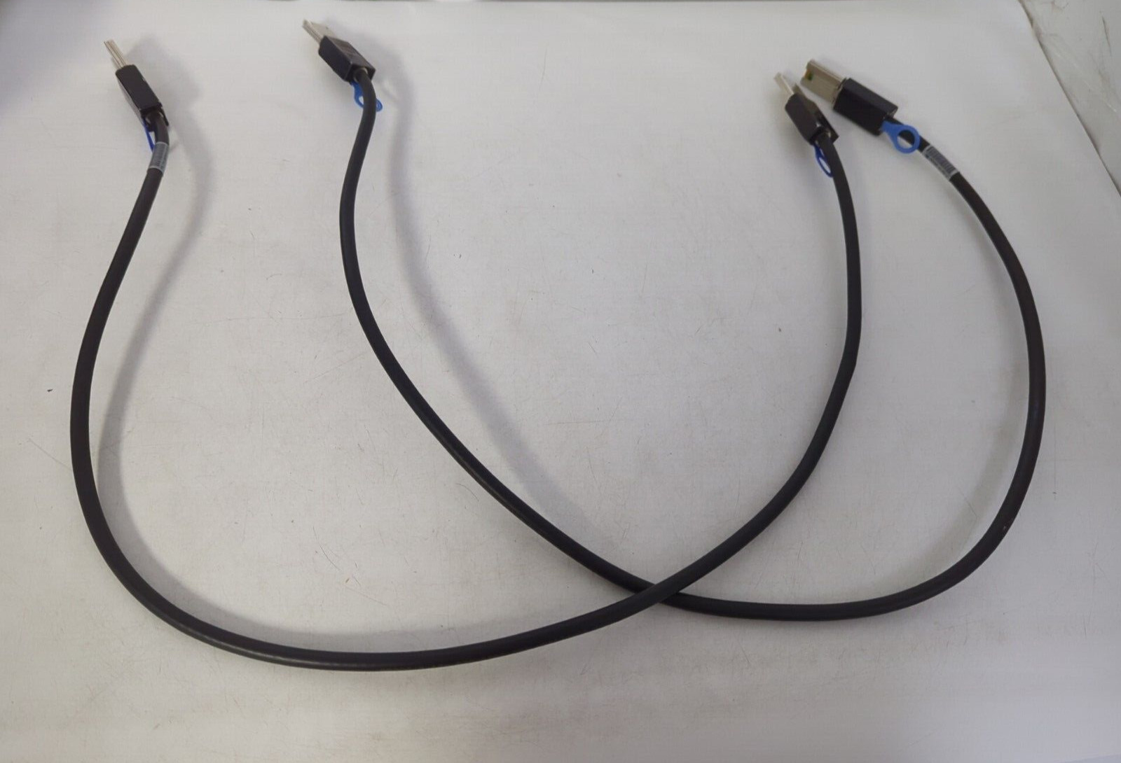 LOT OF 2 AMPHENOL  FRU: 39R6530. J92597X CABLE BLACK