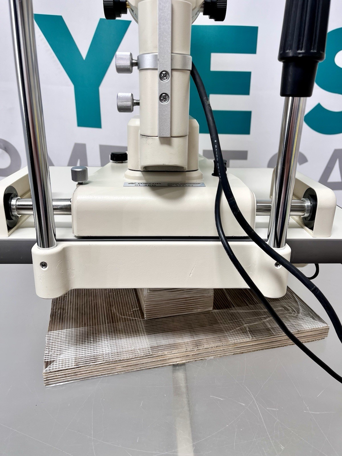 Topcon SL-2ED Slit Lamp w/ Tonometer