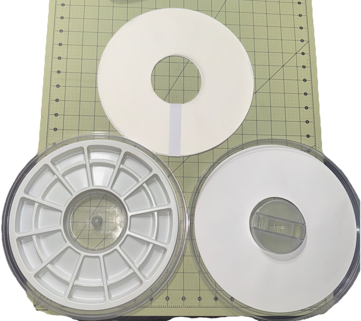 Art Alternatives Locking Palette with Palette Paper AA15363