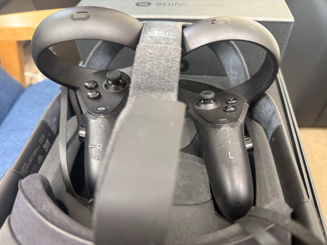 Oculus Quest 64GB VR Headset Black Used