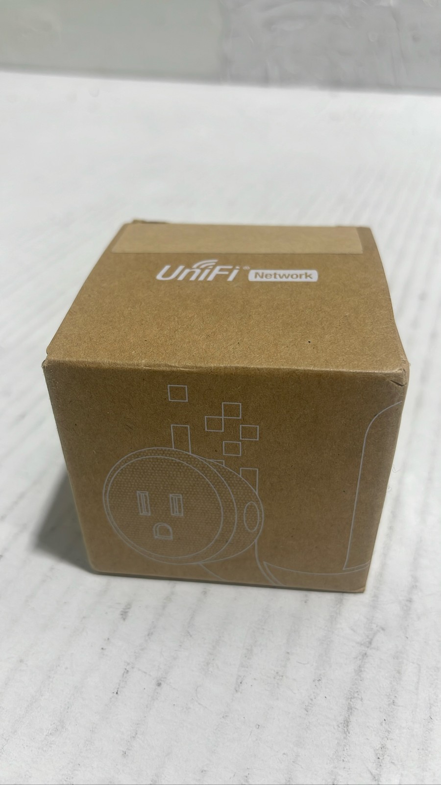 Ubiquiti UniFi USP-Plug-US Smart Power Plug Network Control Outlet Unit