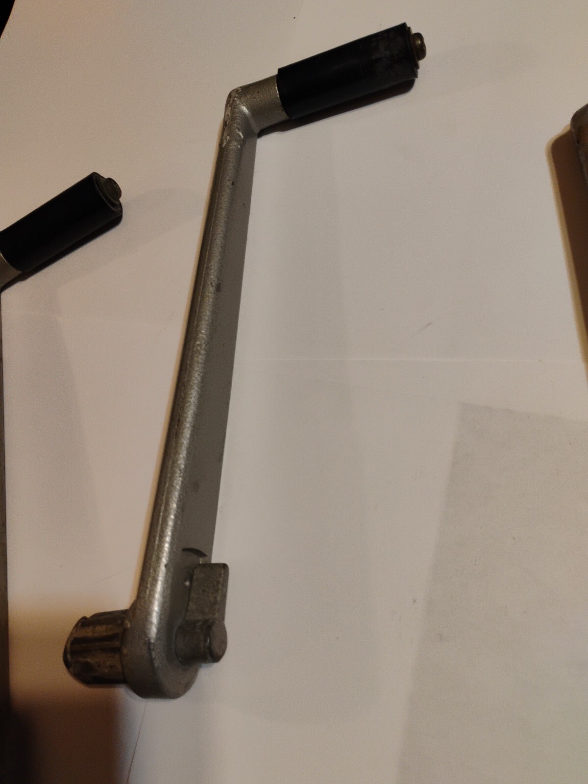 9" Locking Aluminum Winch Handle