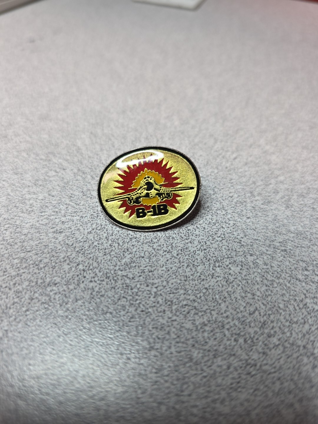 Hat / Lapel Pin- B1b Bomber (25-1848) B7